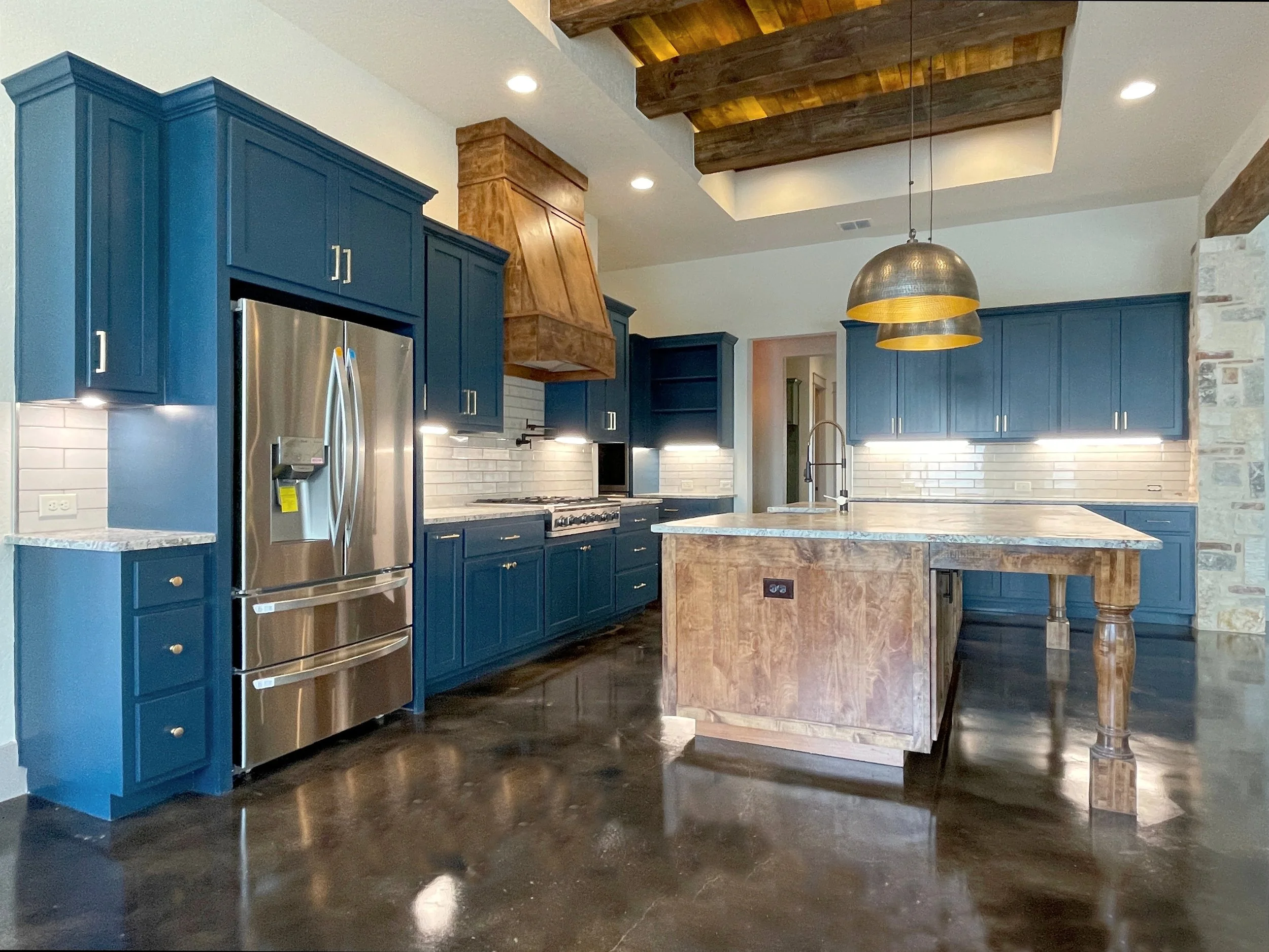 kitchen2.jpg