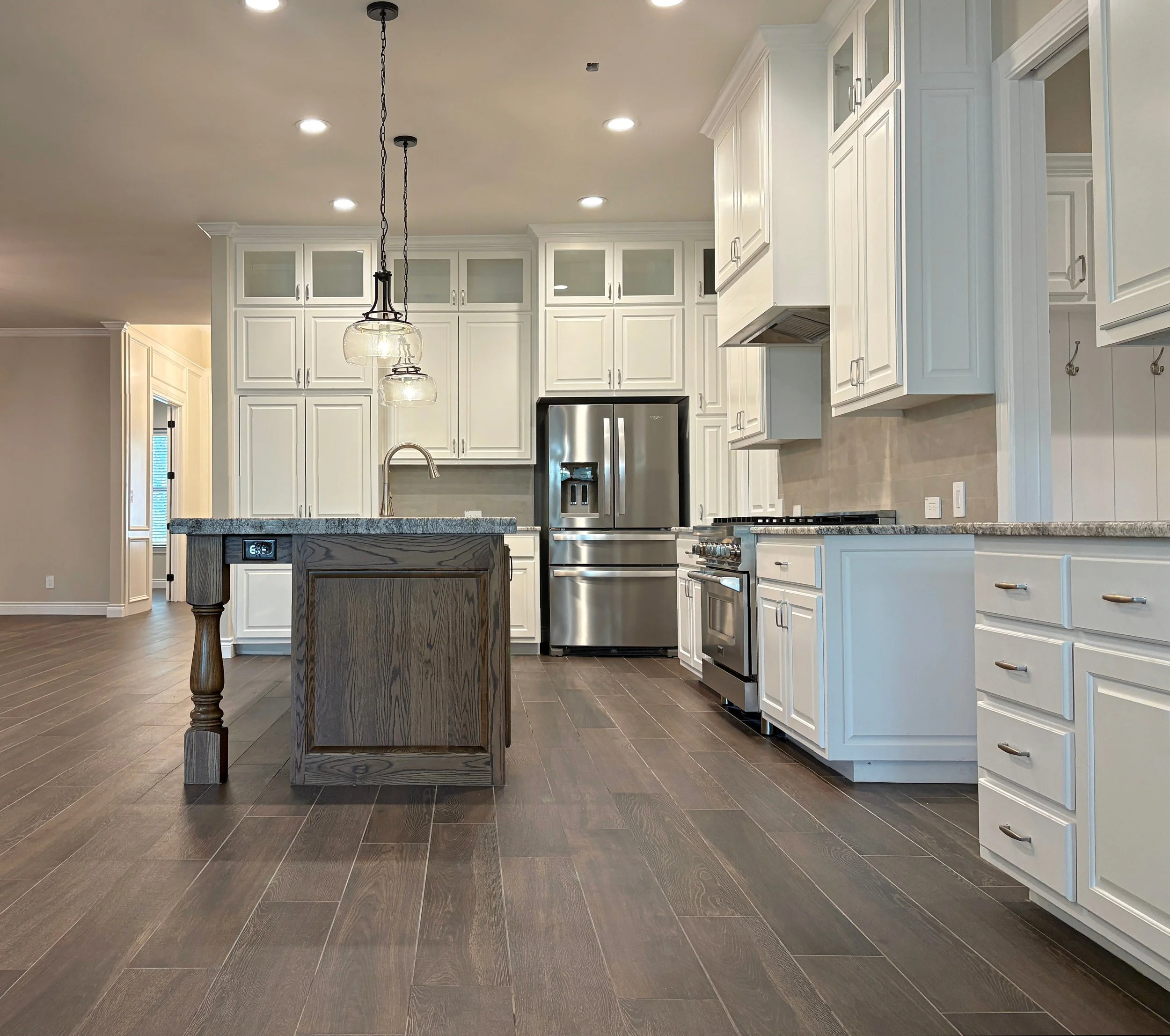 kitchen2.jpg