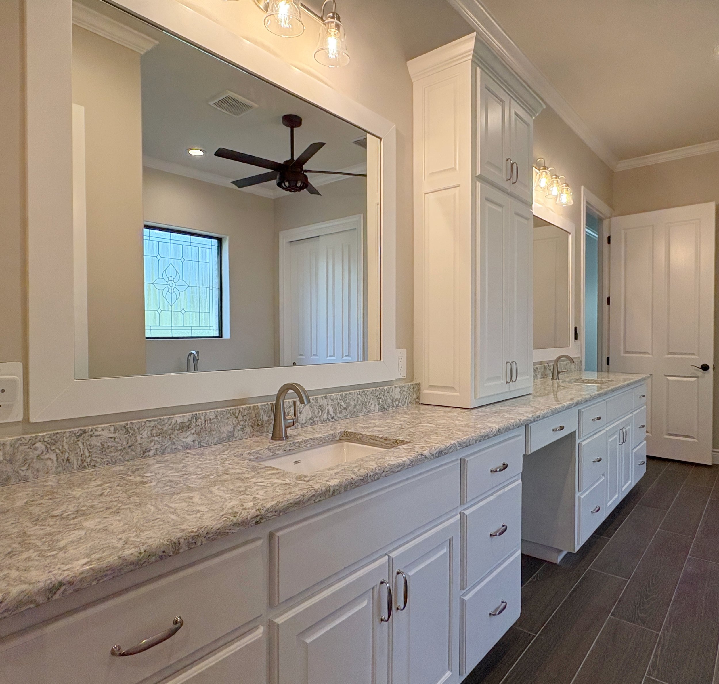 bathroom2.jpg