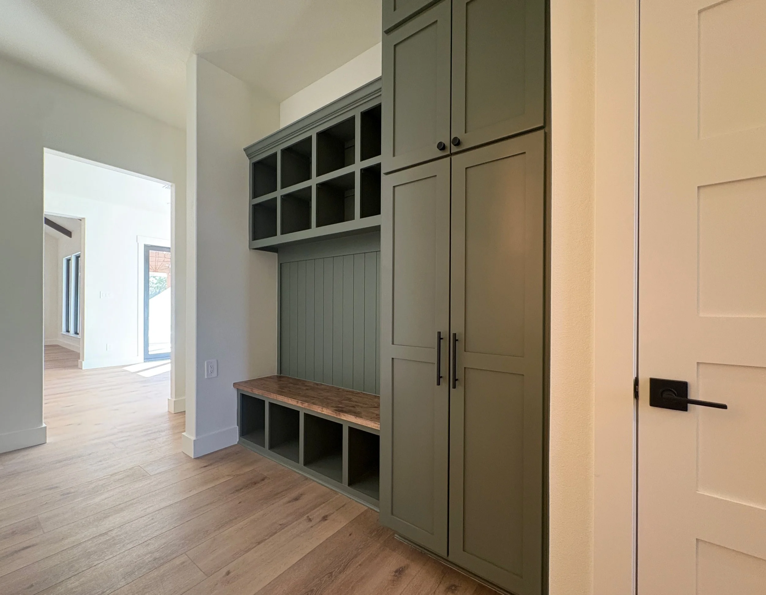 mudroom2.jpg