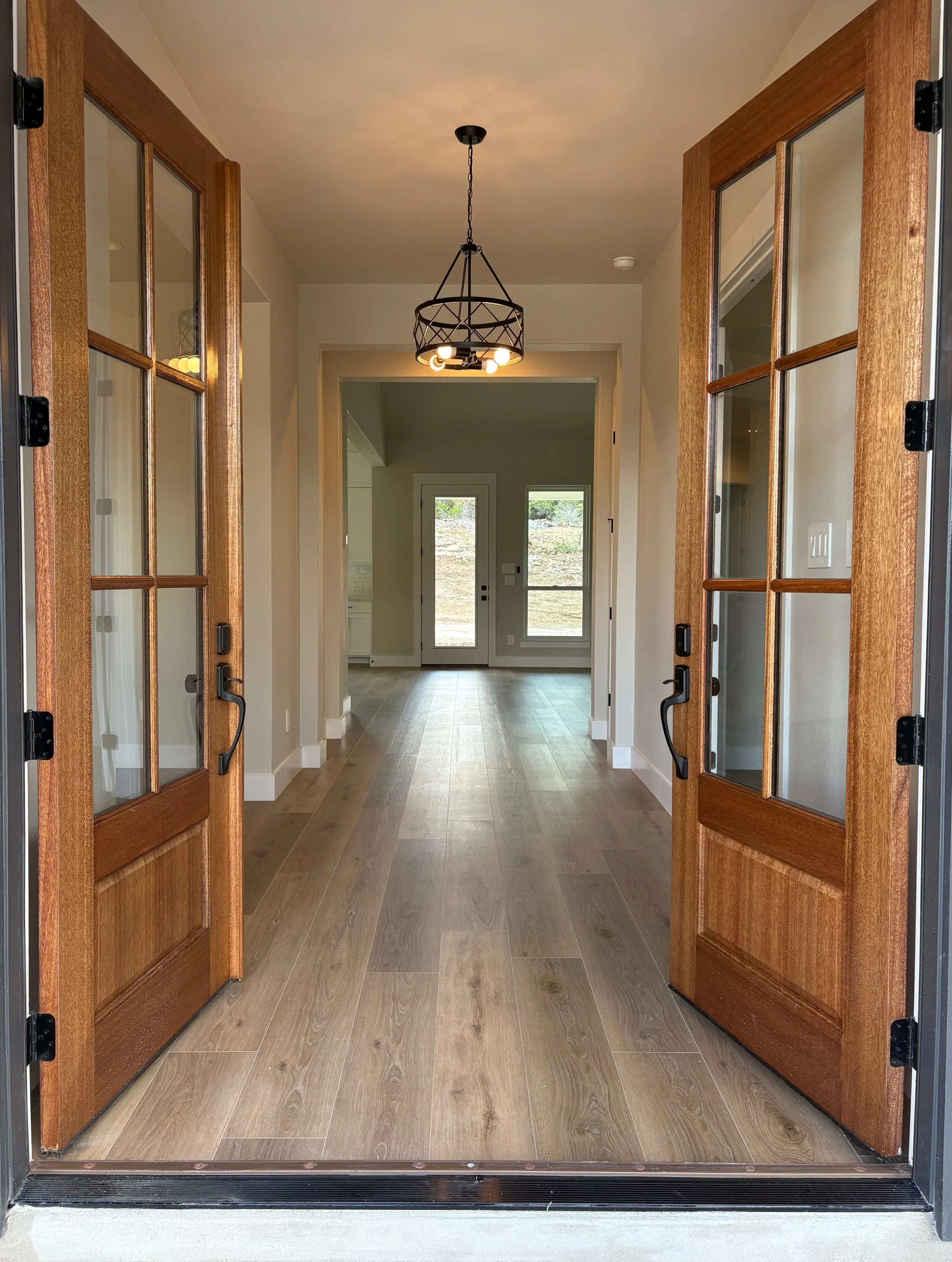 foyer.jpg