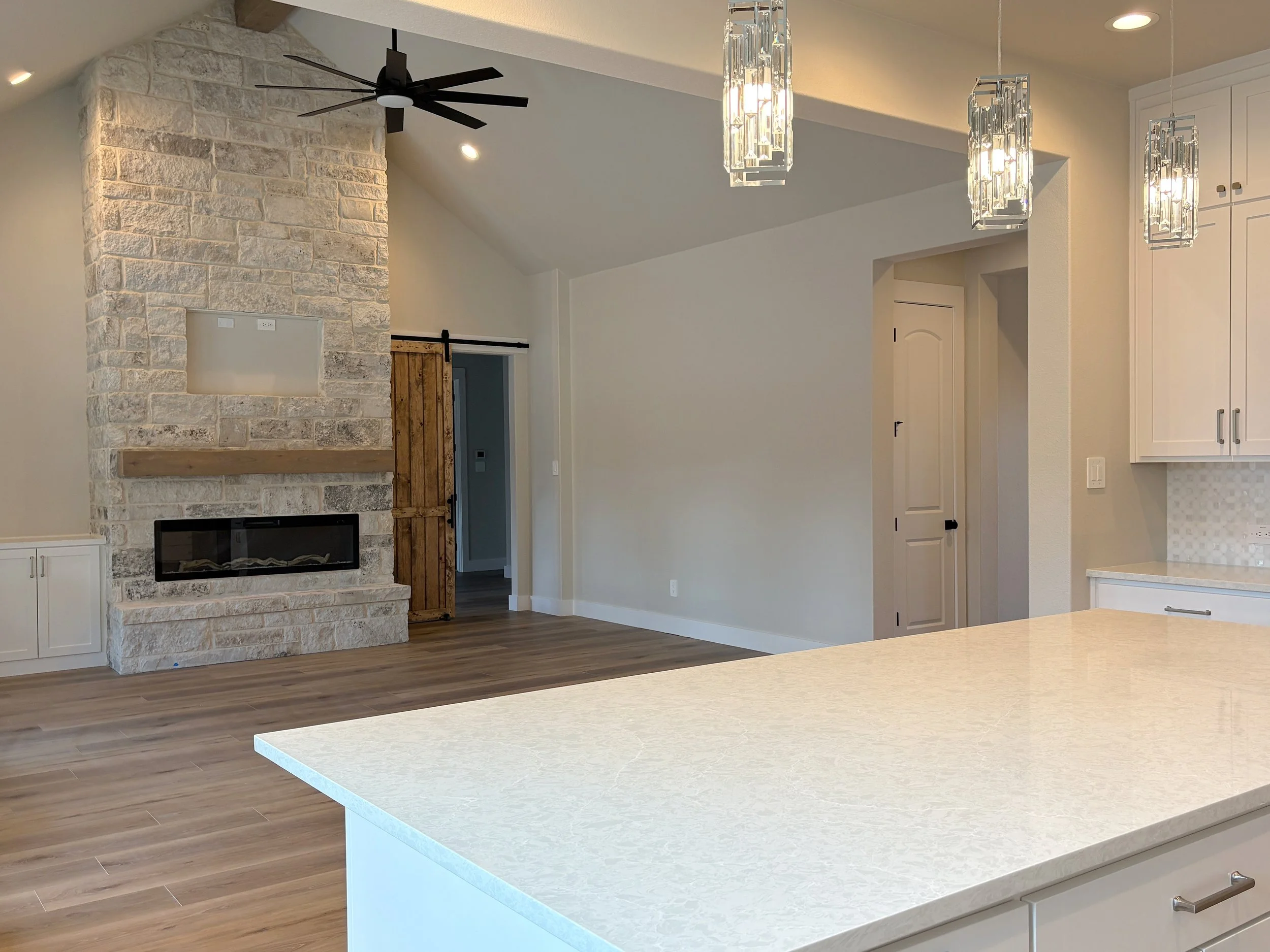 kitchentoliving.jpg