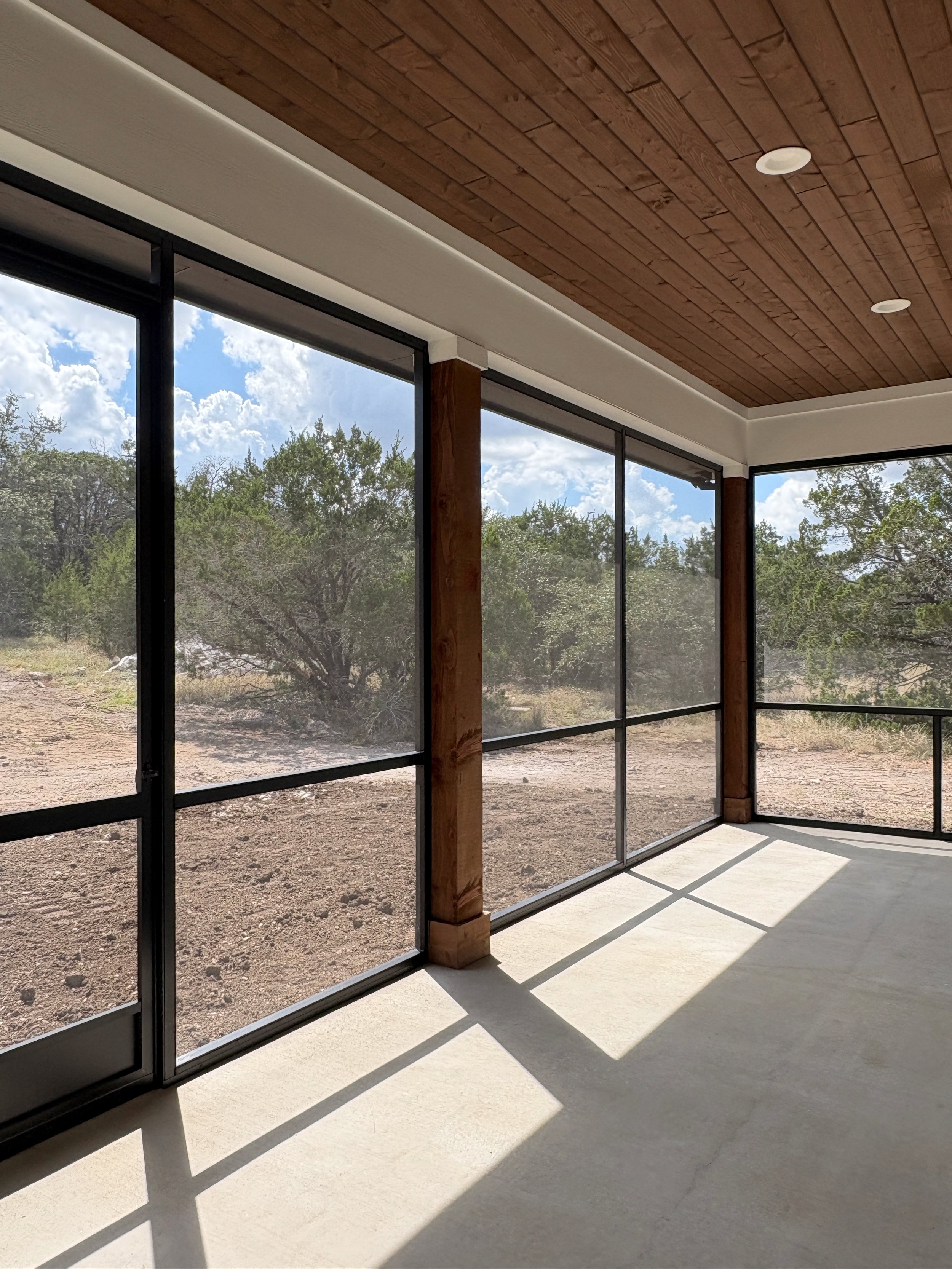 screenedporch.jpg