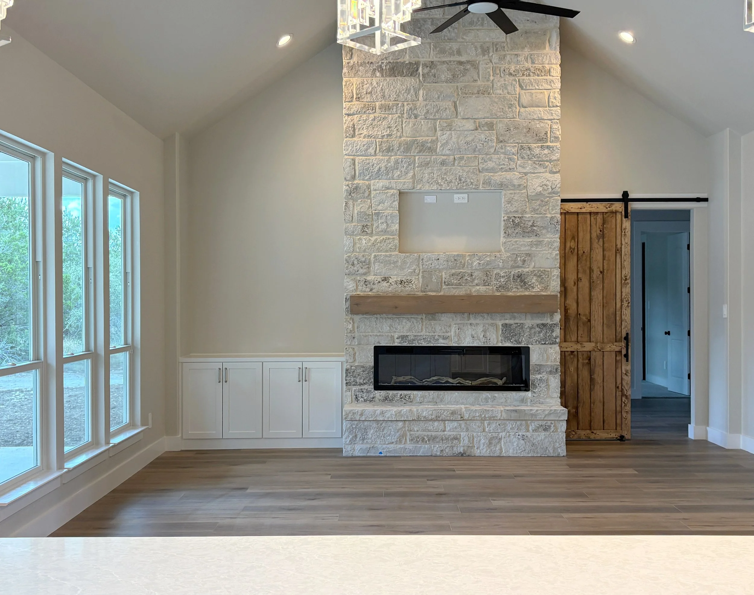 livingroom3.jpg