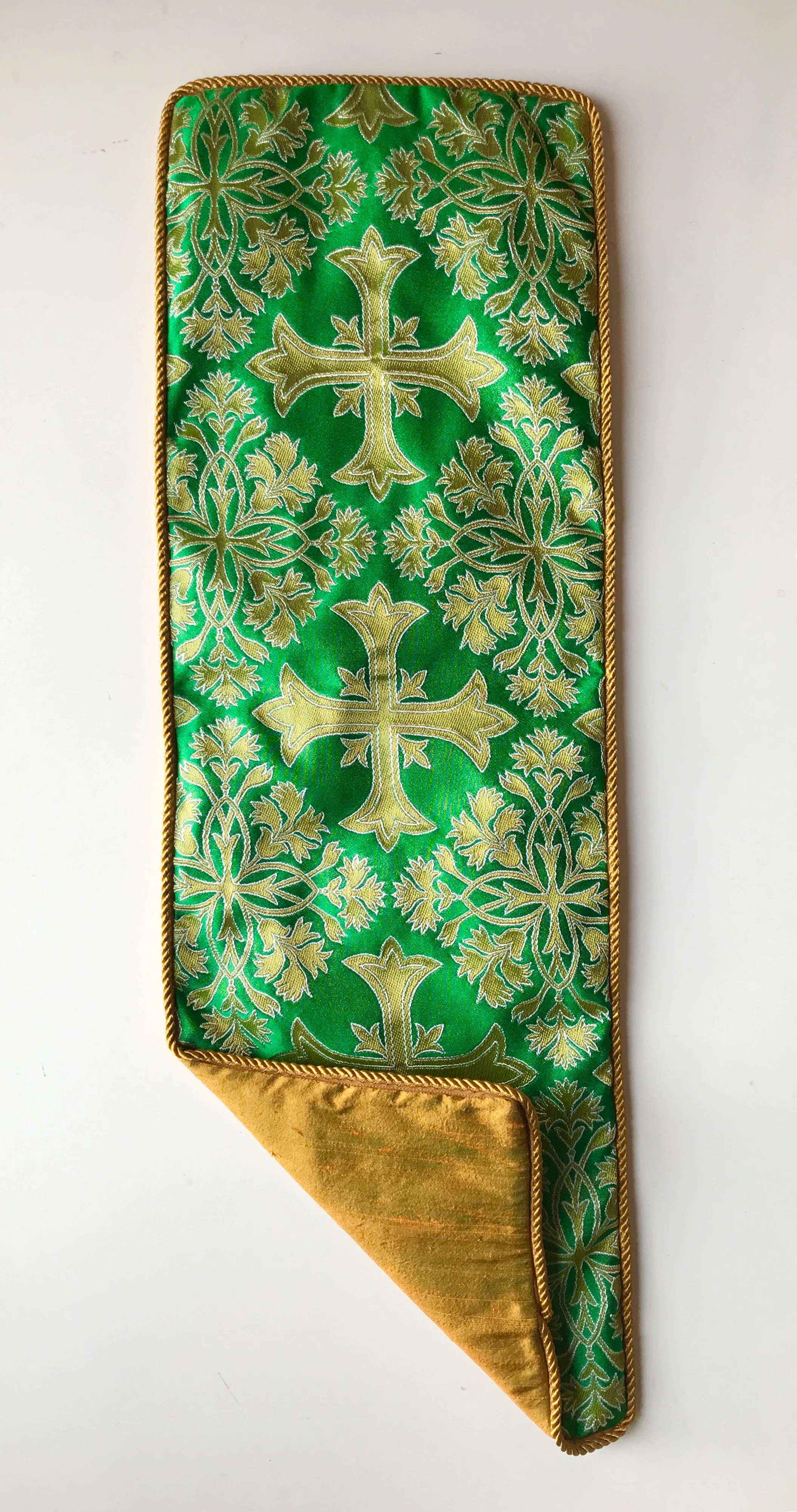 379E2DB0-98C2-4C63-8B3C-9D0D76A6AFA3