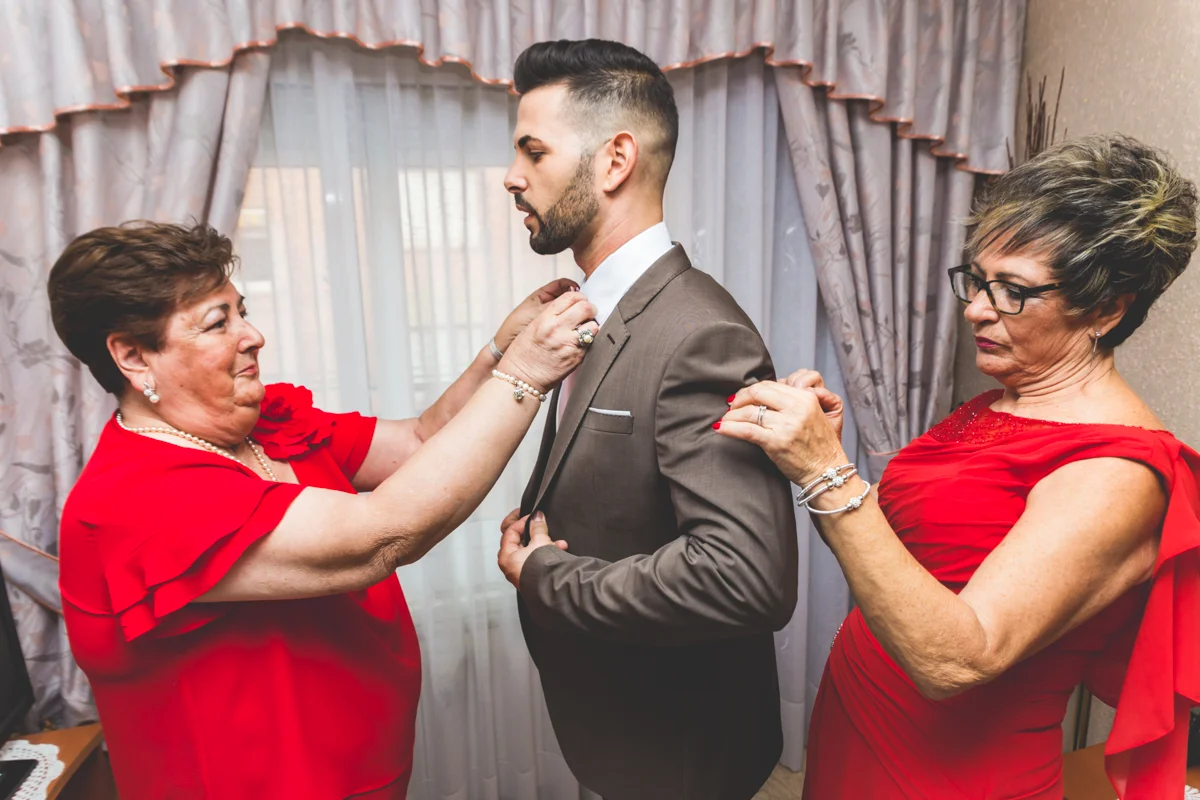 julio-ester-extra-1.jpg