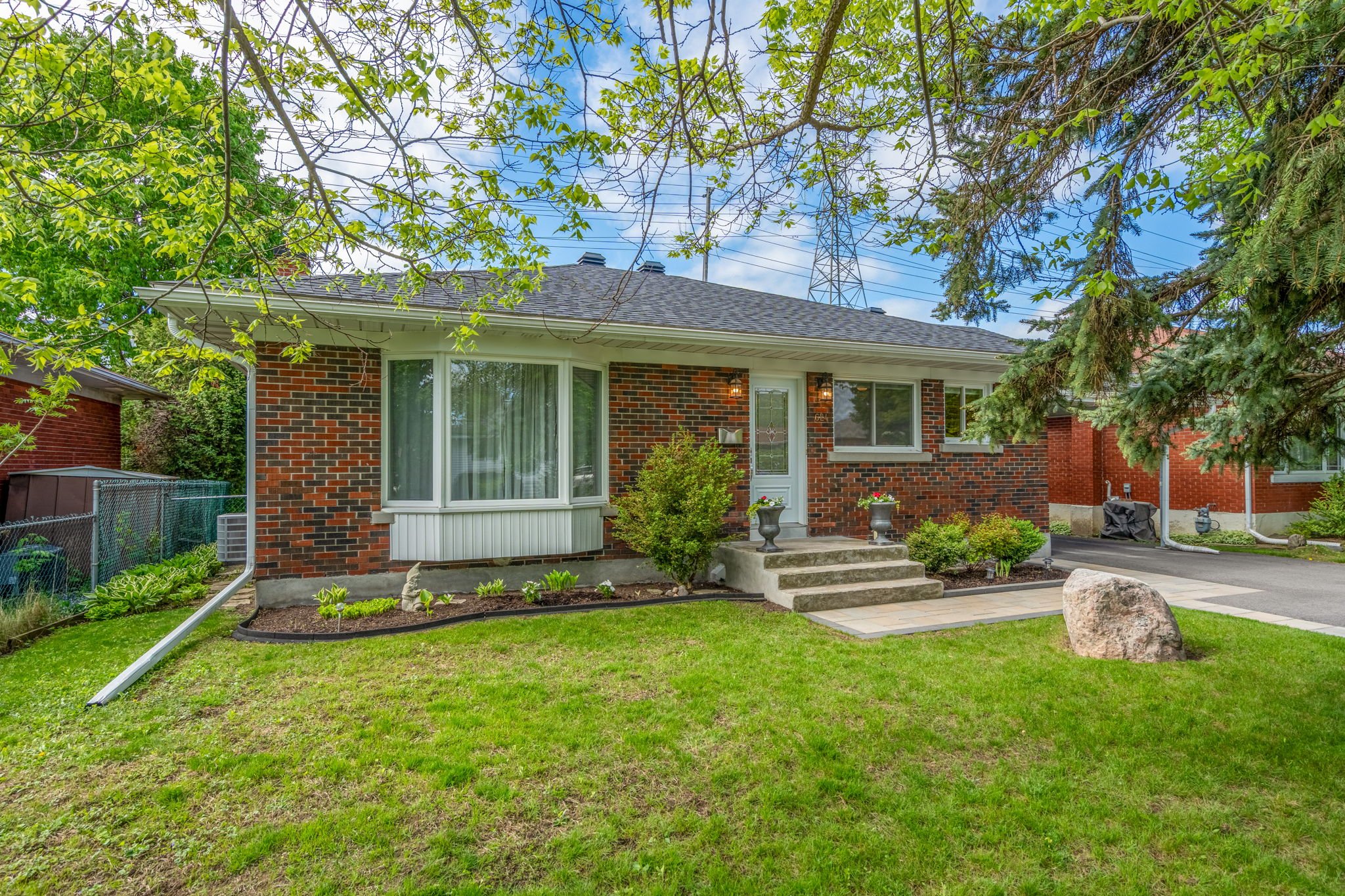 3-web-or-mls-624-browning-ave.jpg