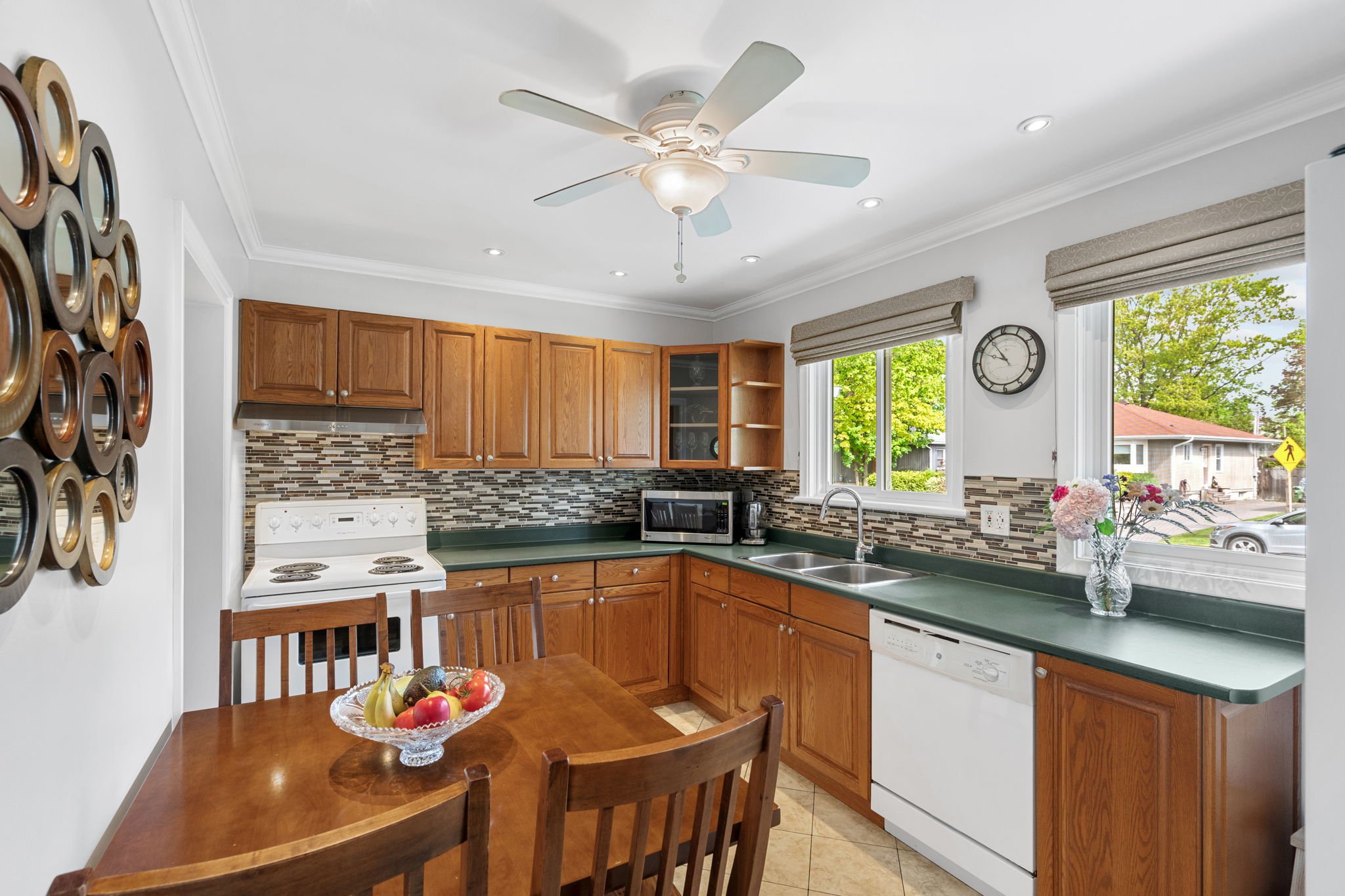 10-web-or-mls-624-browning-ave.jpg