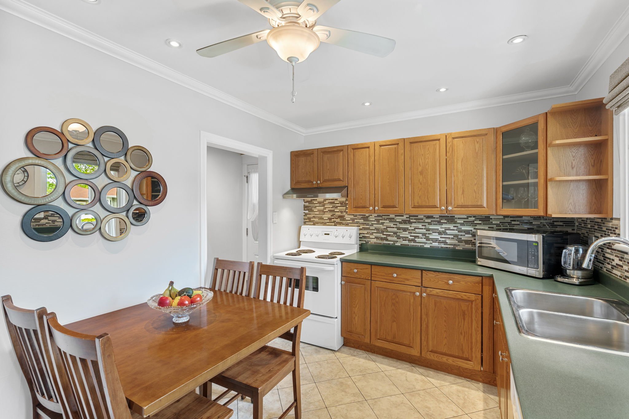 11-web-or-mls-624-browning-ave.jpg