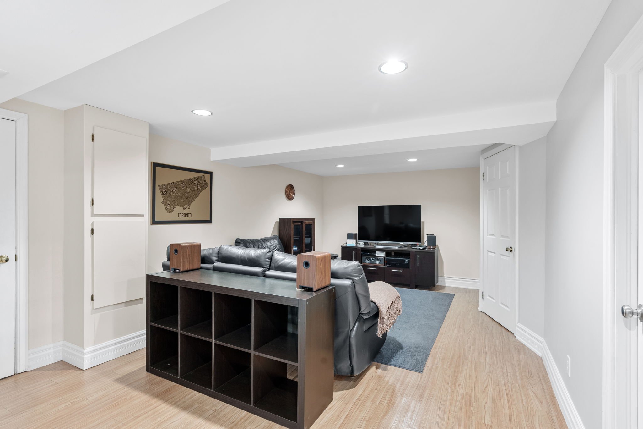 25-web-or-mls-624-browning-ave.jpg