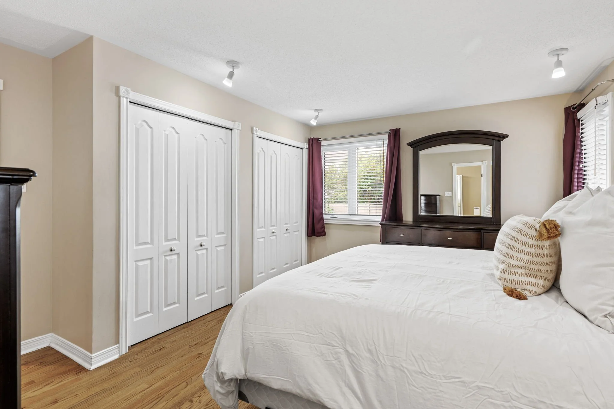 34-web-or-mls-27-mayford-ave.jpg