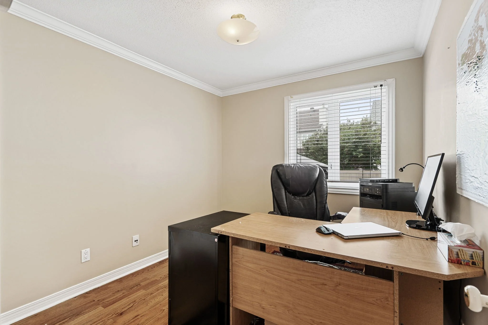 30-web-or-mls-27-mayford-ave.jpg