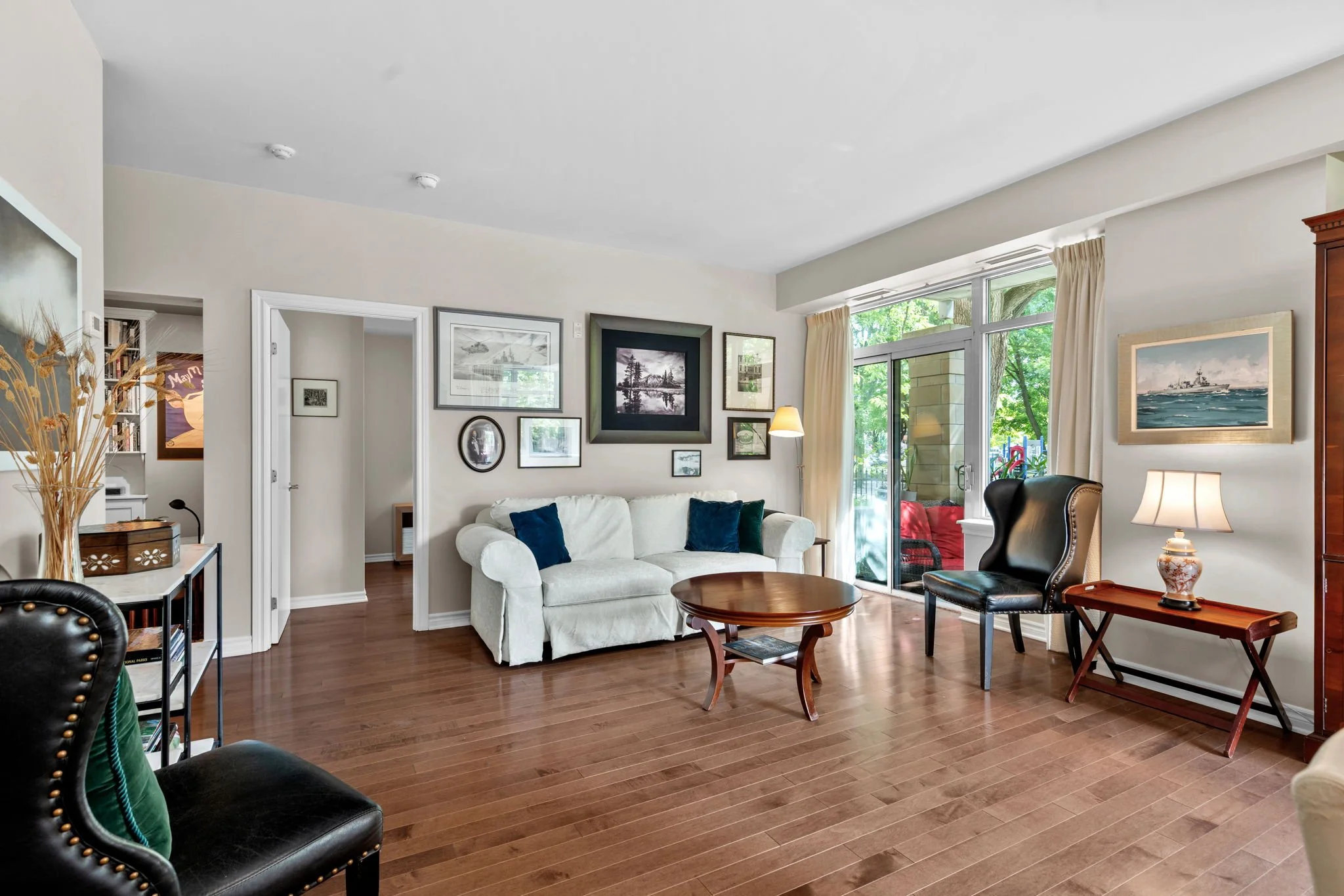 8-web-or-mls-205-bolton-st-105.jpg