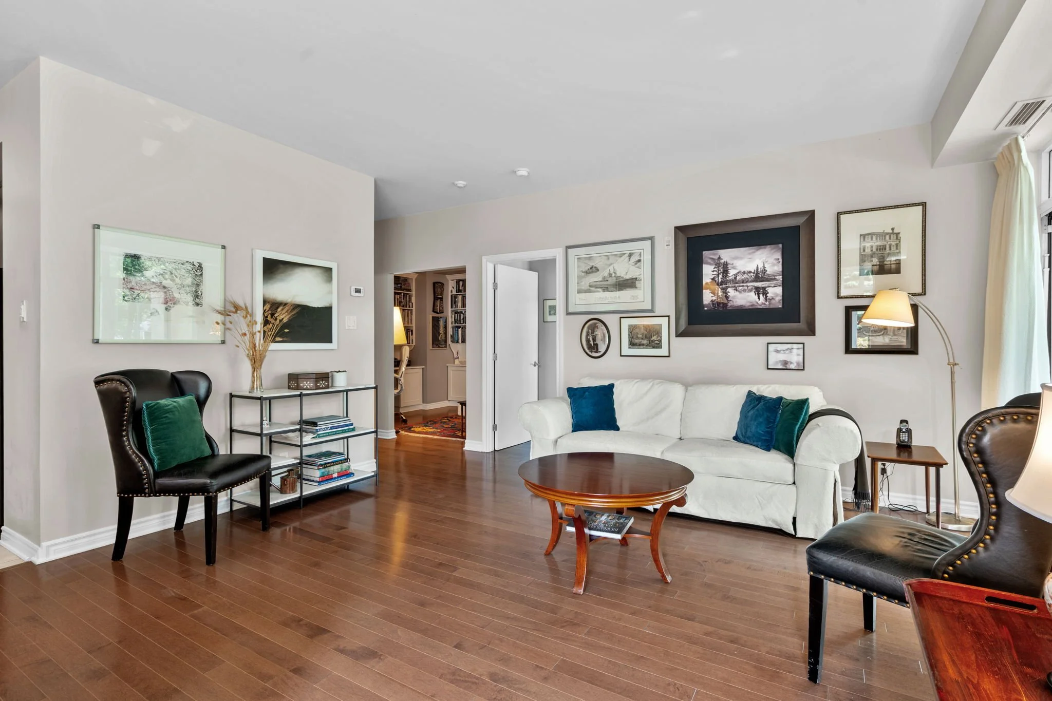 9-web-or-mls-205-bolton-st-105.jpg