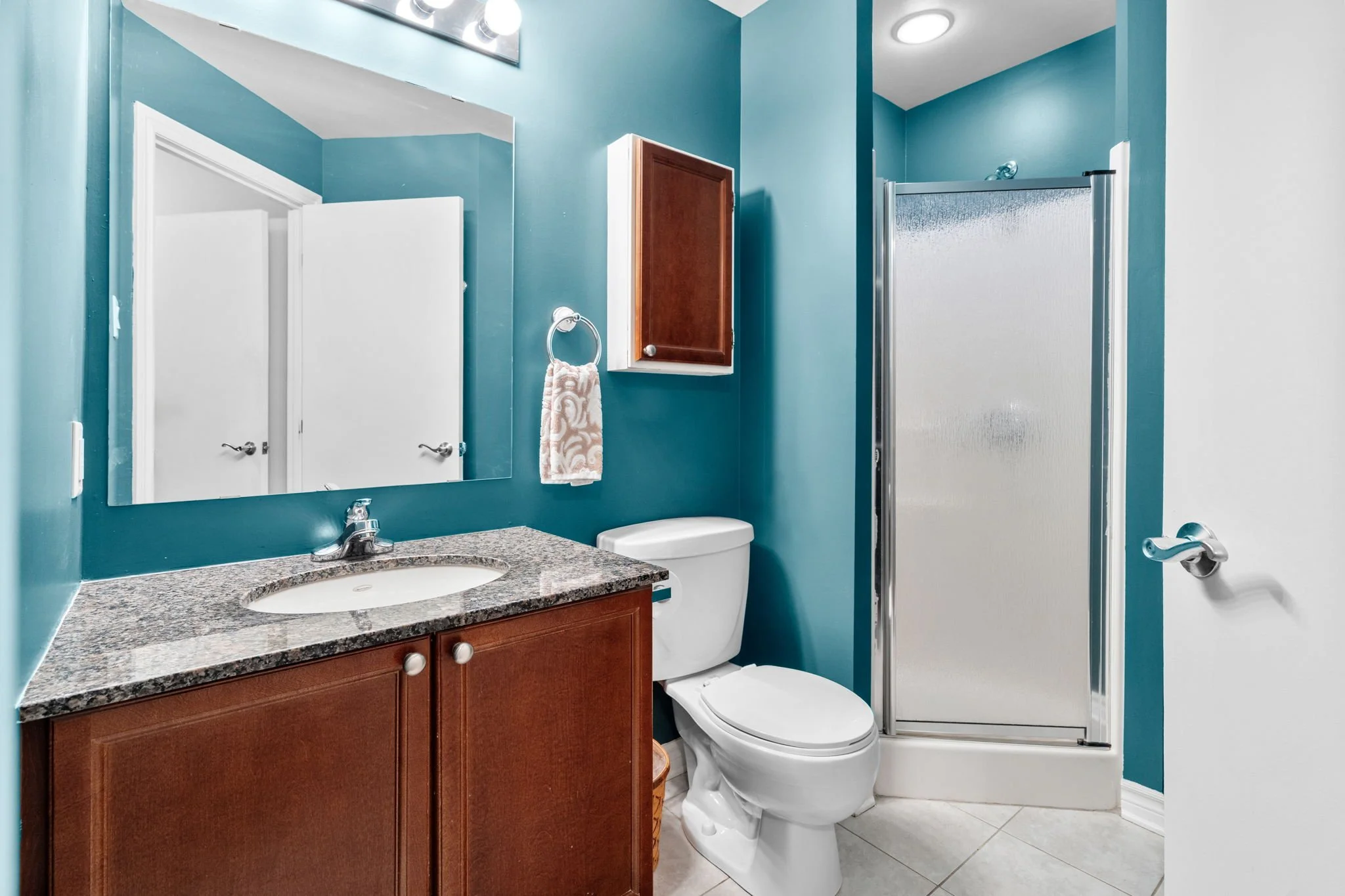 24-web-or-mls-205-bolton-st-105.jpg