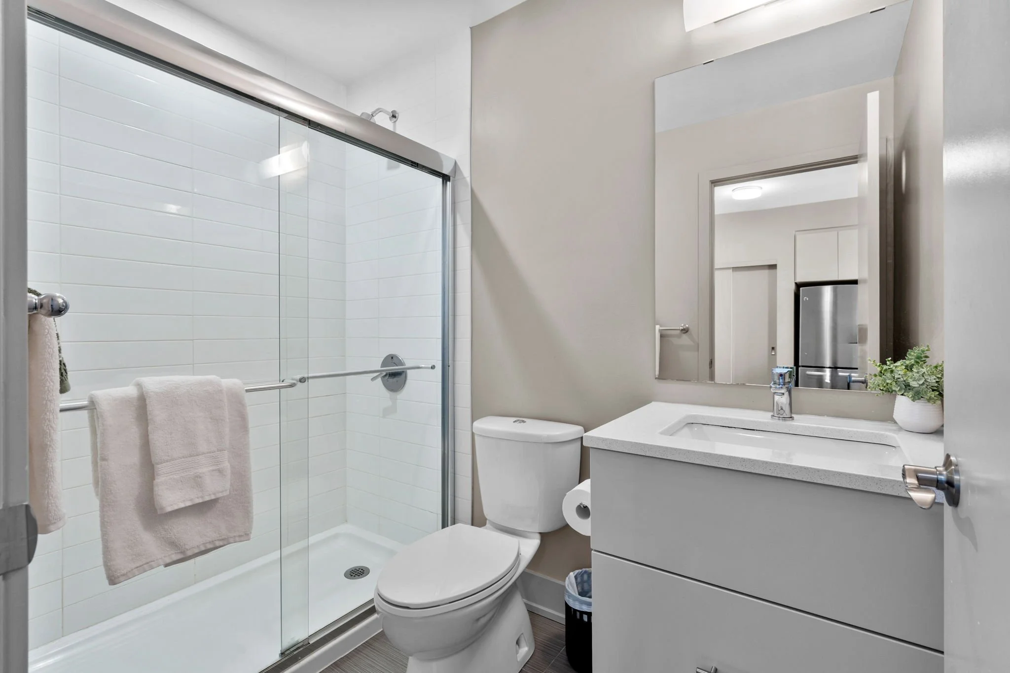 18-web-or-mls-88-richmond-rd-708.jpg