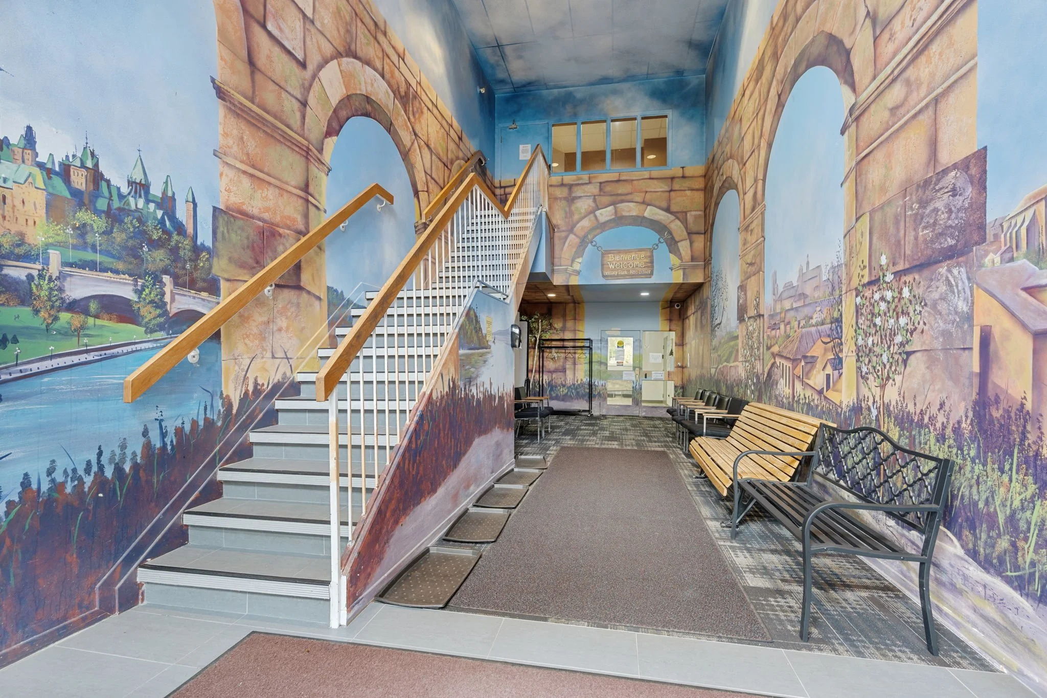 33-web-or-mls-545-st-laurent-blvd-1604.jpg