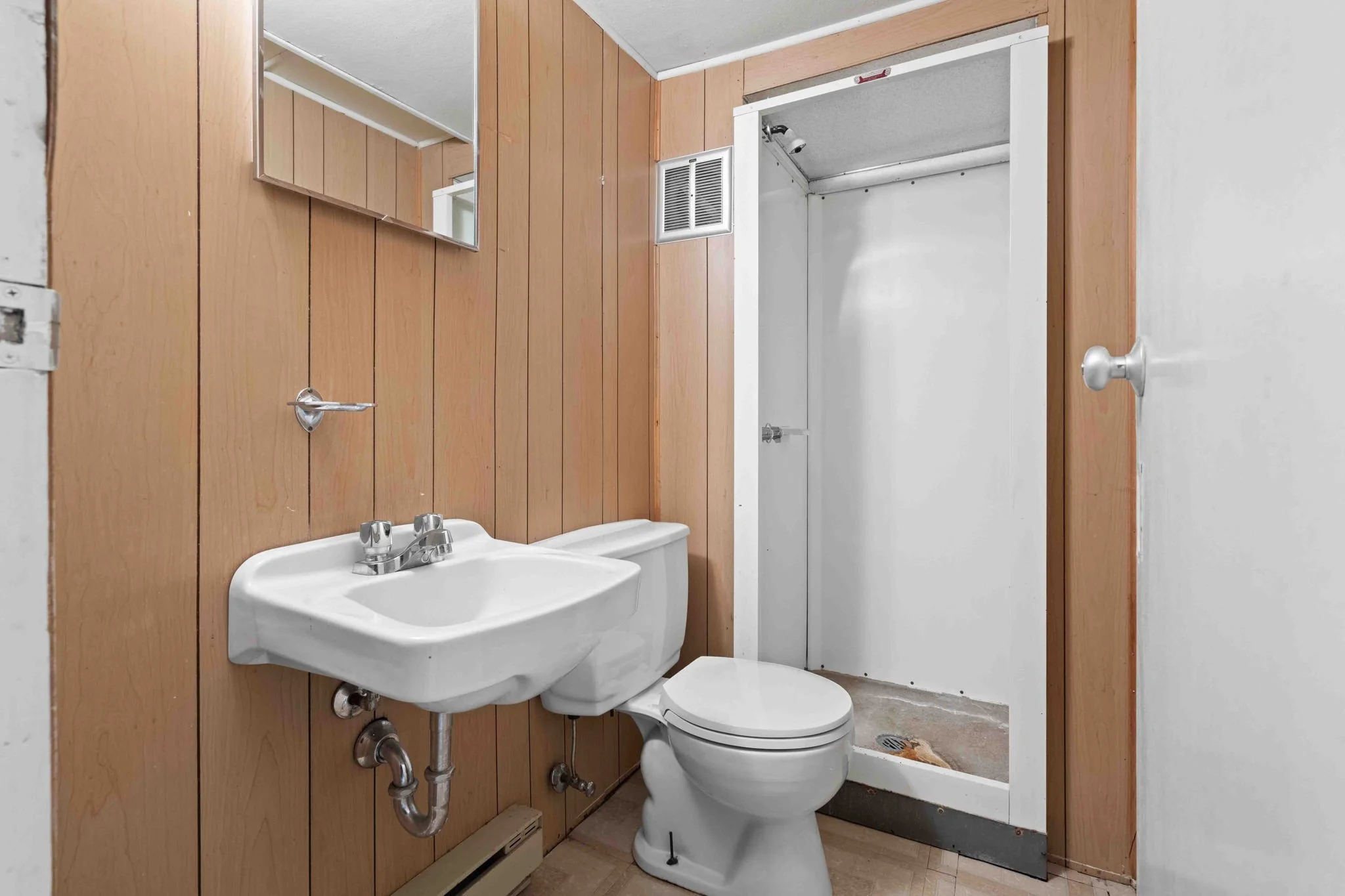 34-web-or-mls-1957-sharel-dr.jpg