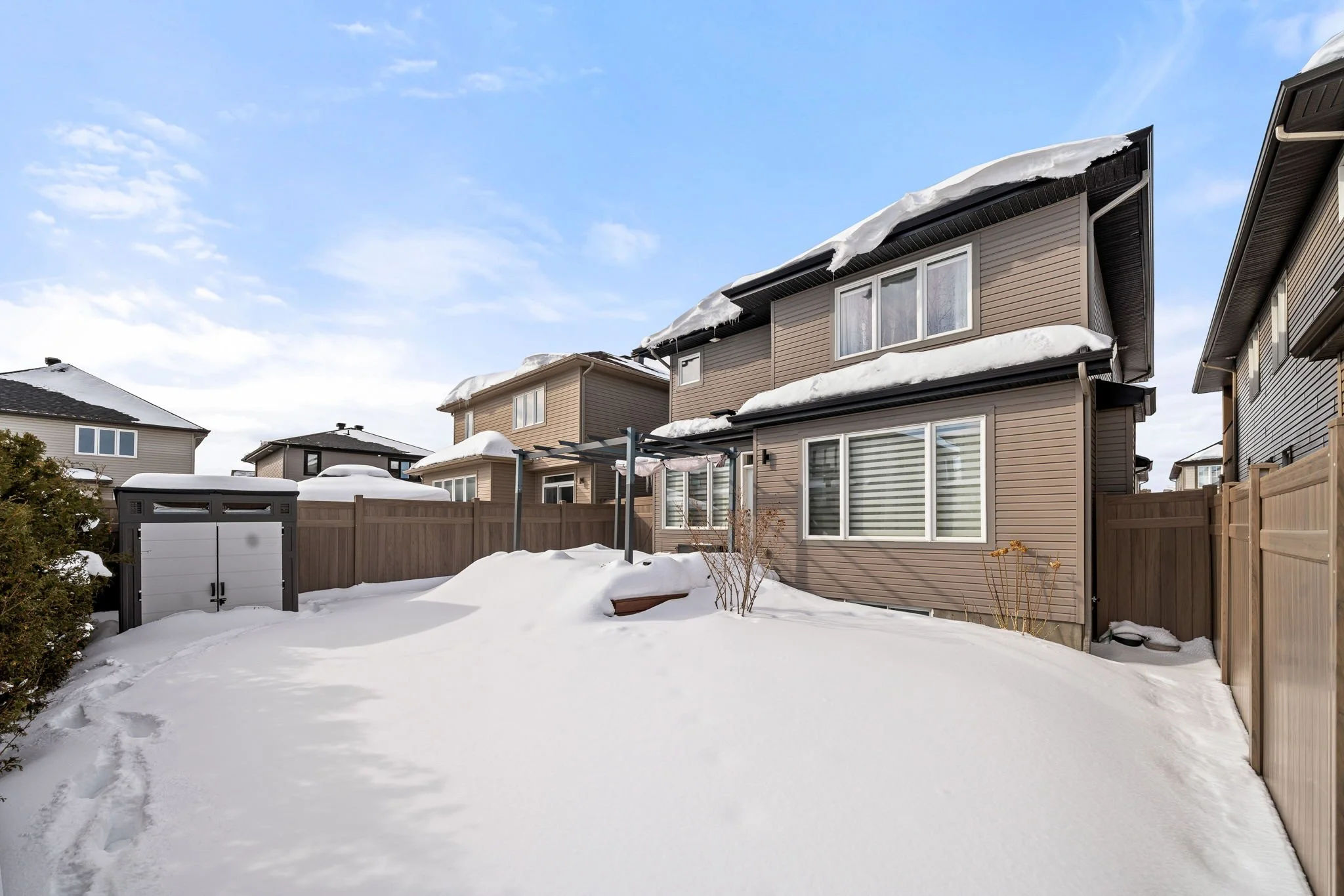 56-web-or-mls-267-sceptre-way.jpg