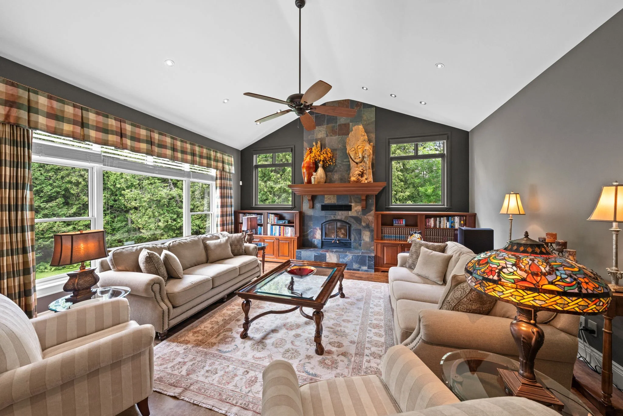 26-web-or-mls-140 Lady Lochead Lane-22.jpg