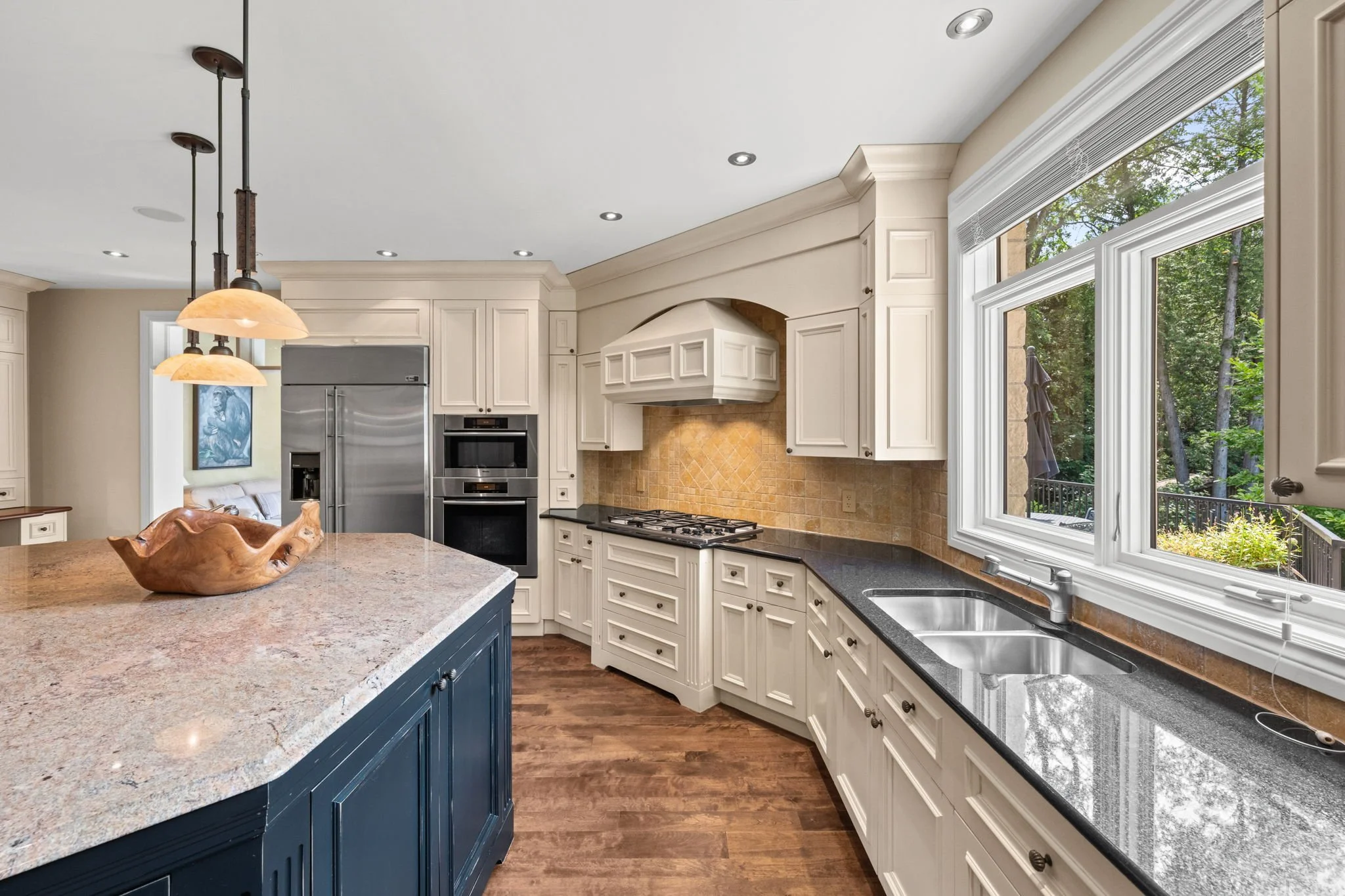 35-web-or-mls-140 Lady Lochead Lane-31.jpg