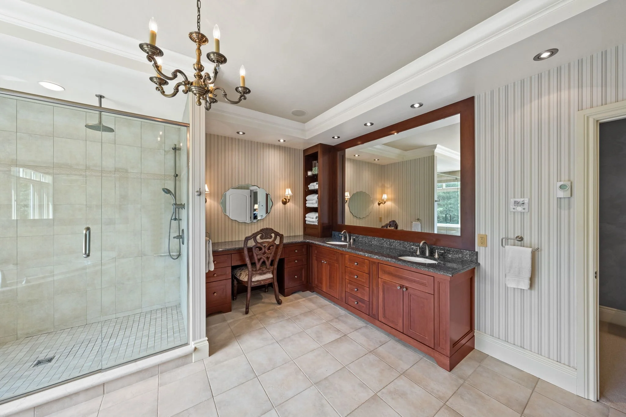 59-web-or-mls-140 Lady Lochead Lane-56.jpg