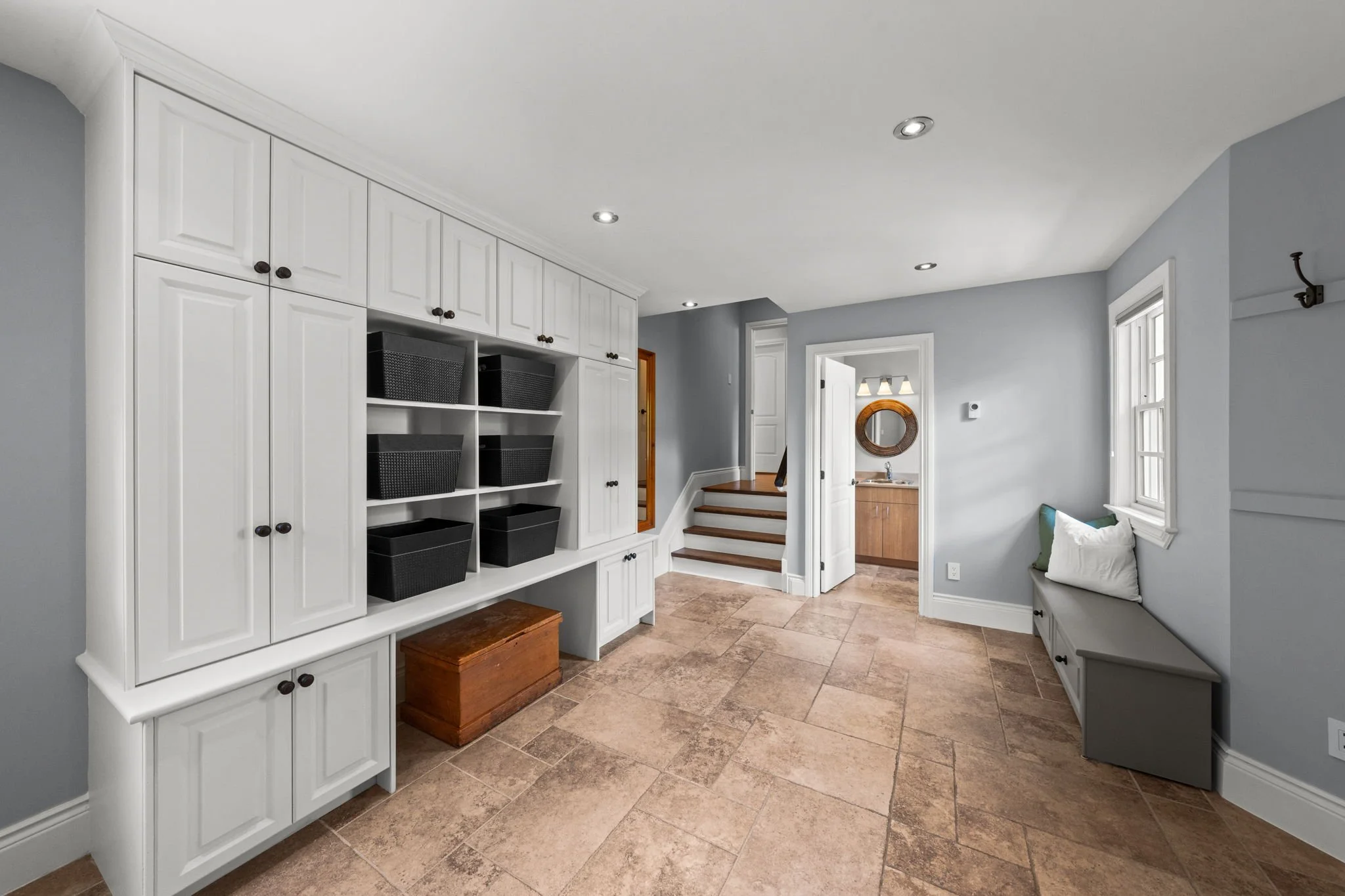 71-web-or-mls-140 Lady Lochead Lane-44.jpg