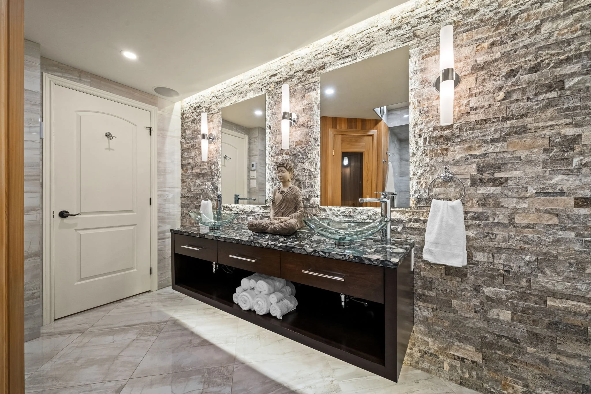 87-web-or-mls-140 Lady Lochead Lane-97.jpg