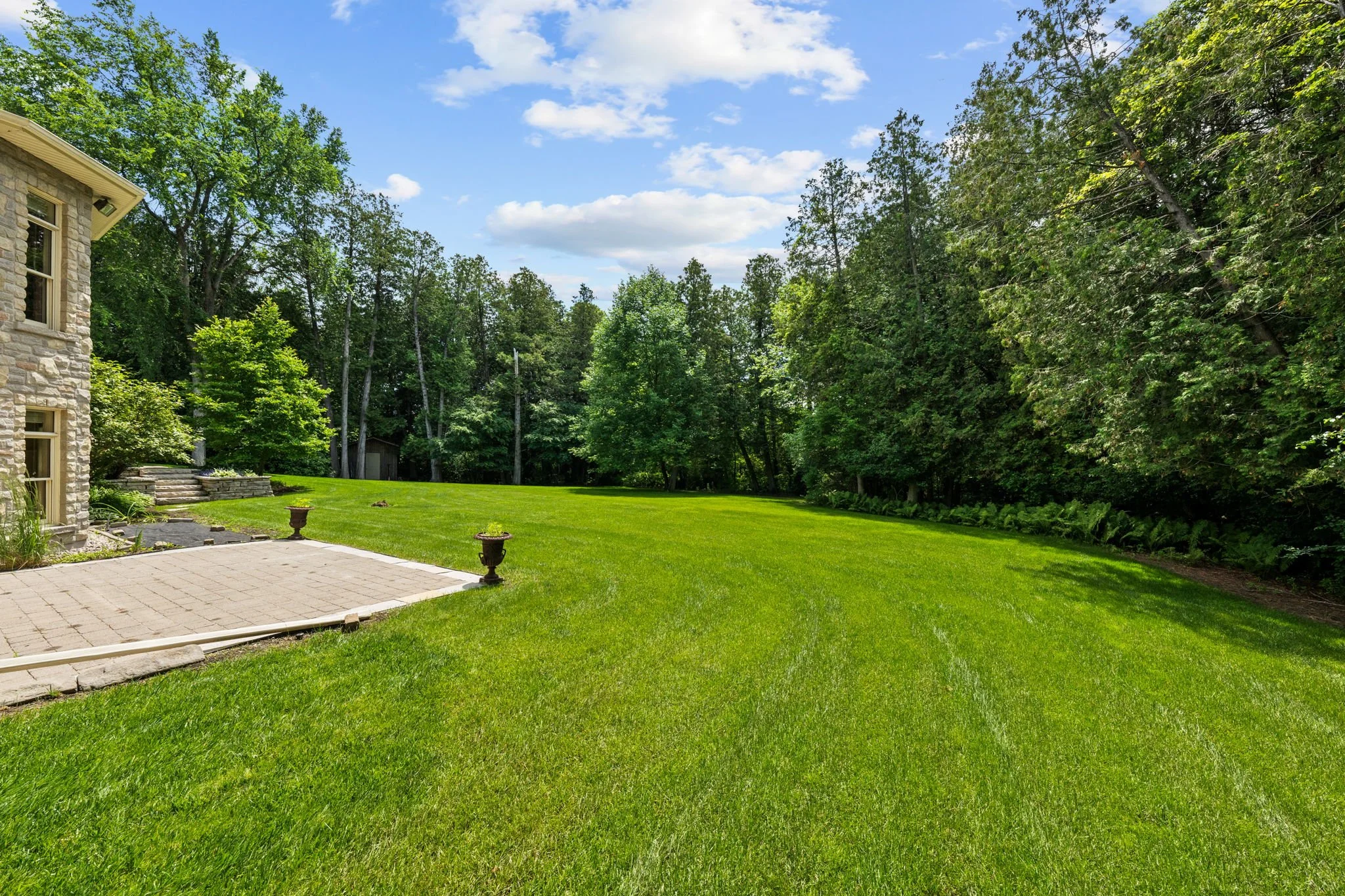 97-web-or-mls-140 Lady Lochead Lane-74.jpg