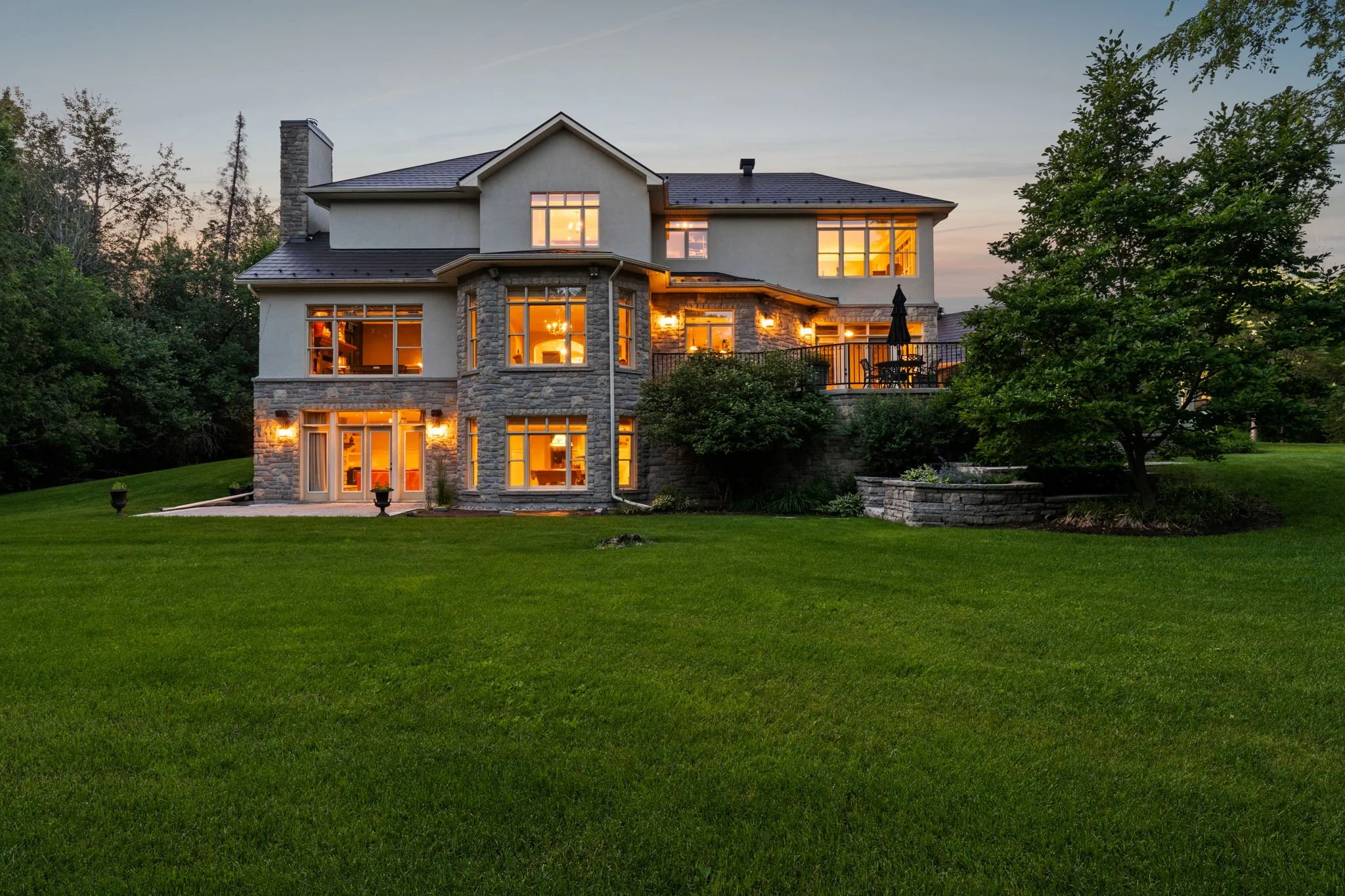 104-web-or-mls-140 Lady Lochead Lane-81.jpg