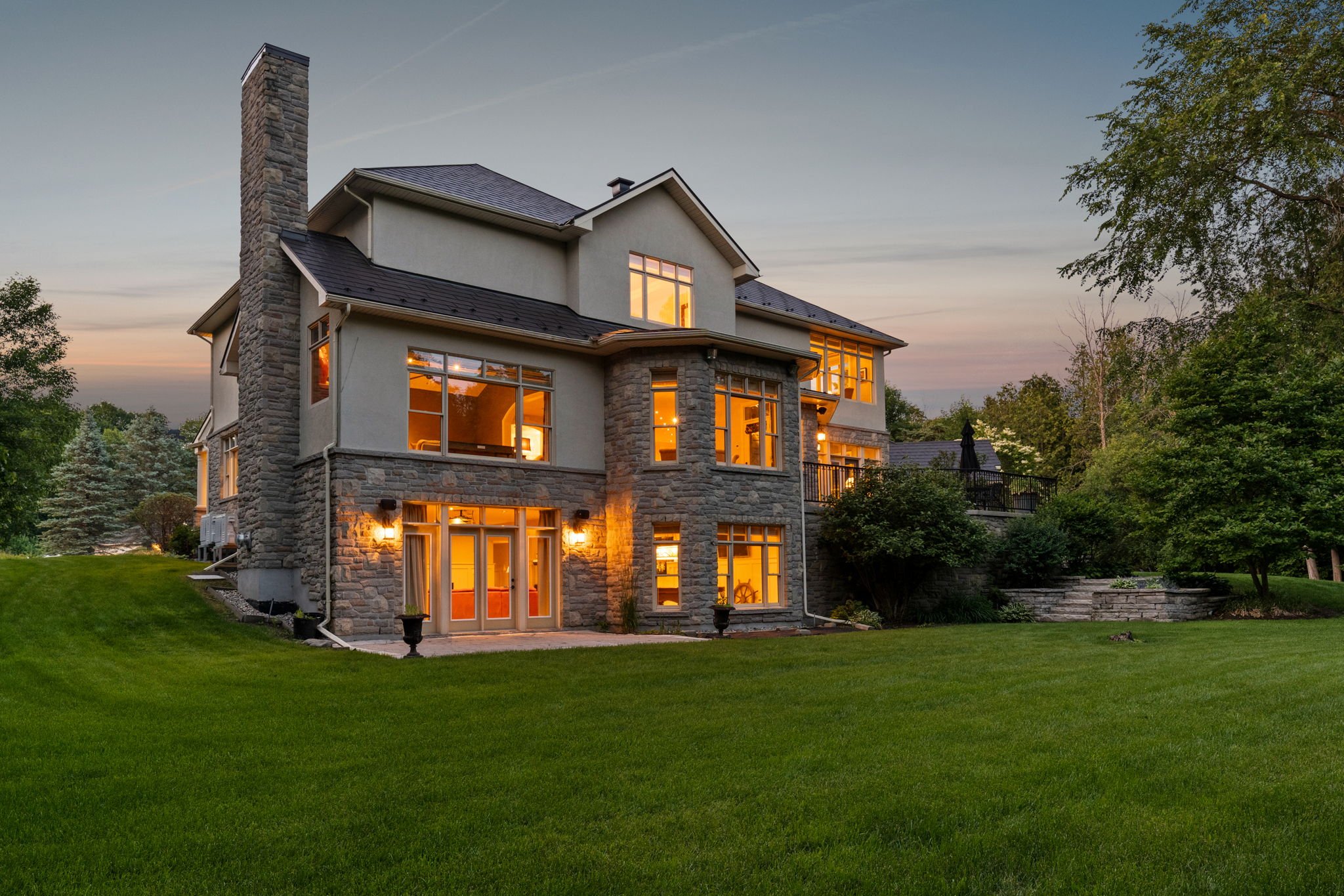 105-web-or-mls-140 Lady Lochead Lane-82.jpg