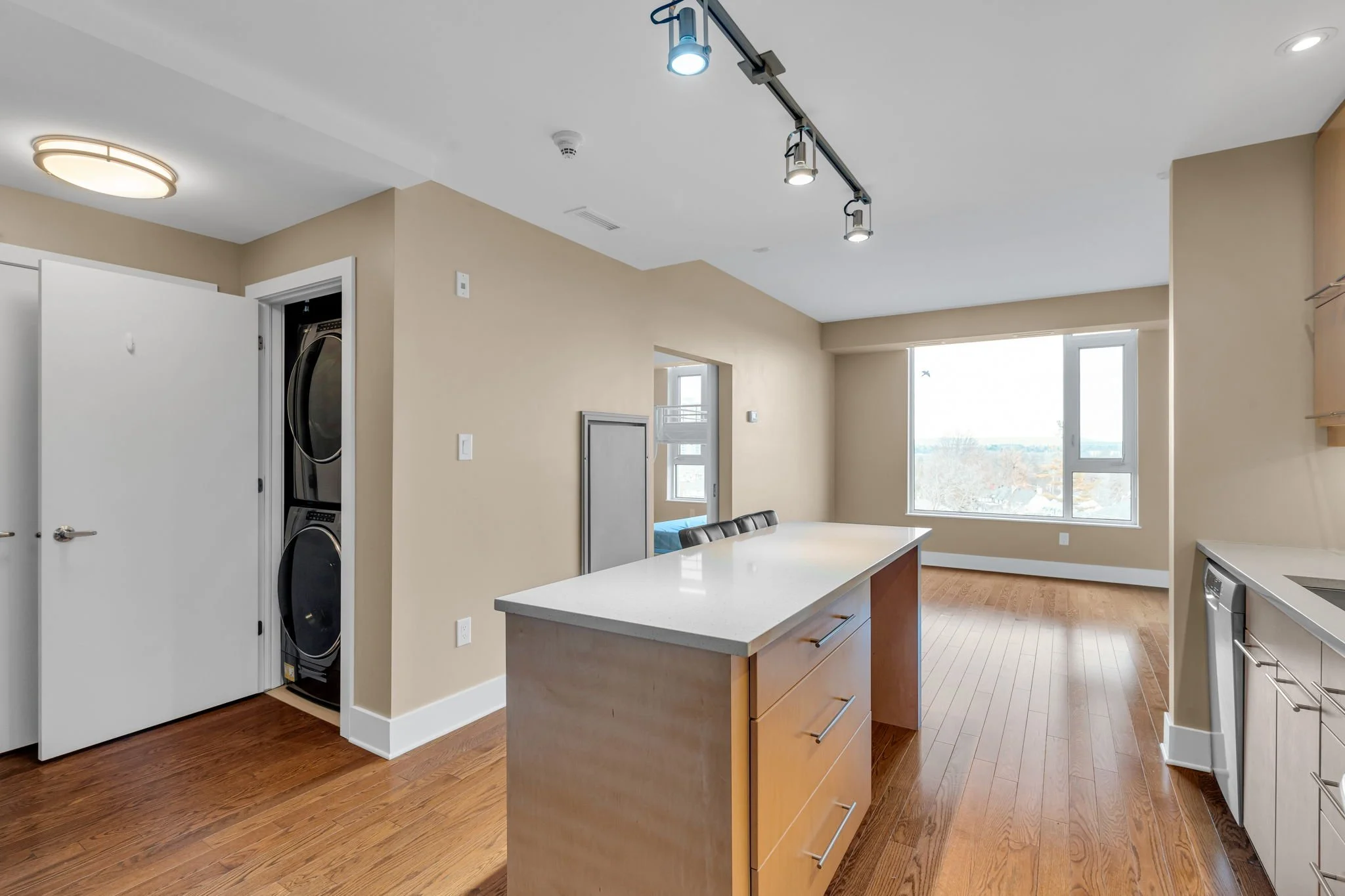 9-web-or-mls-101-richmond-rd-511.jpg