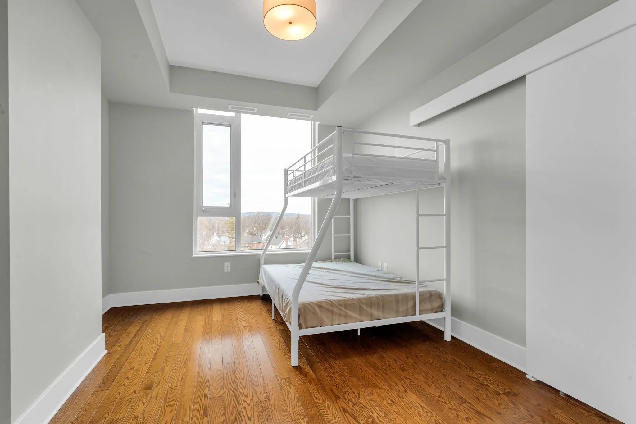 18-web-or-mls-101-richmond-rd-511.jpg