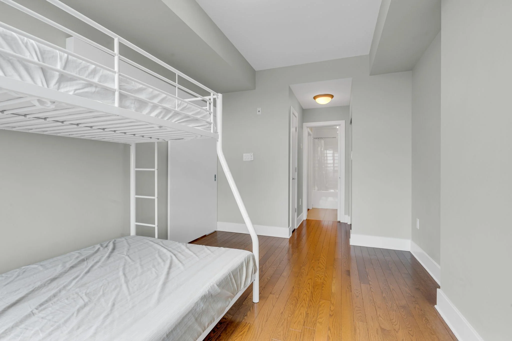 19-web-or-mls-101-richmond-rd-511.jpg
