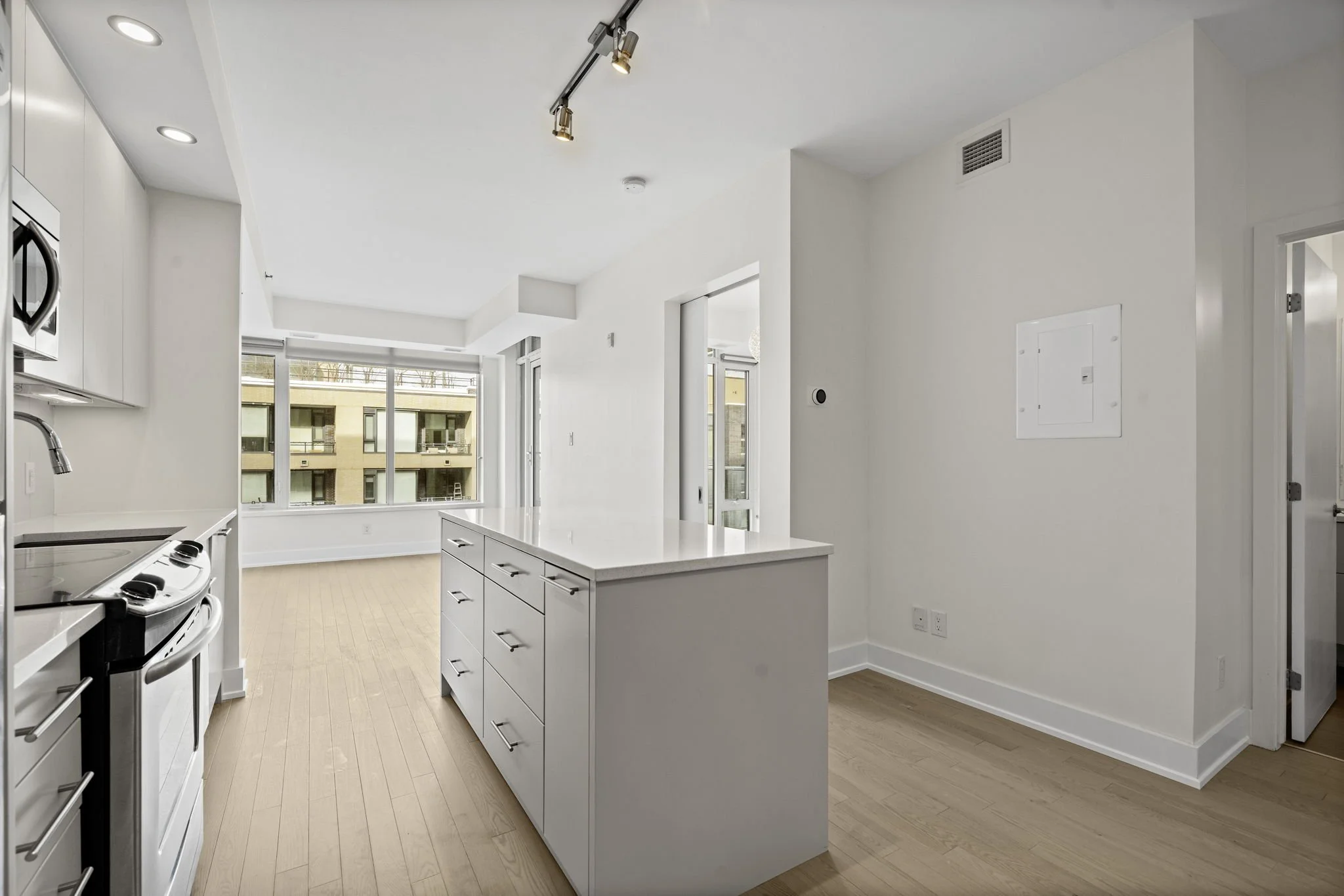 5-web-or-mls-108-richmond-rd-508.jpg