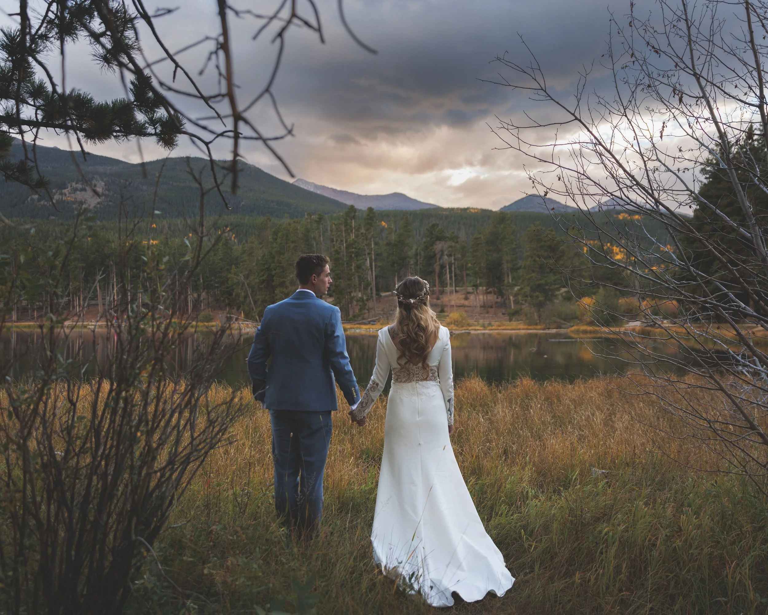 2022 has come and gone and here are a few of the many weddings I got to photograph!