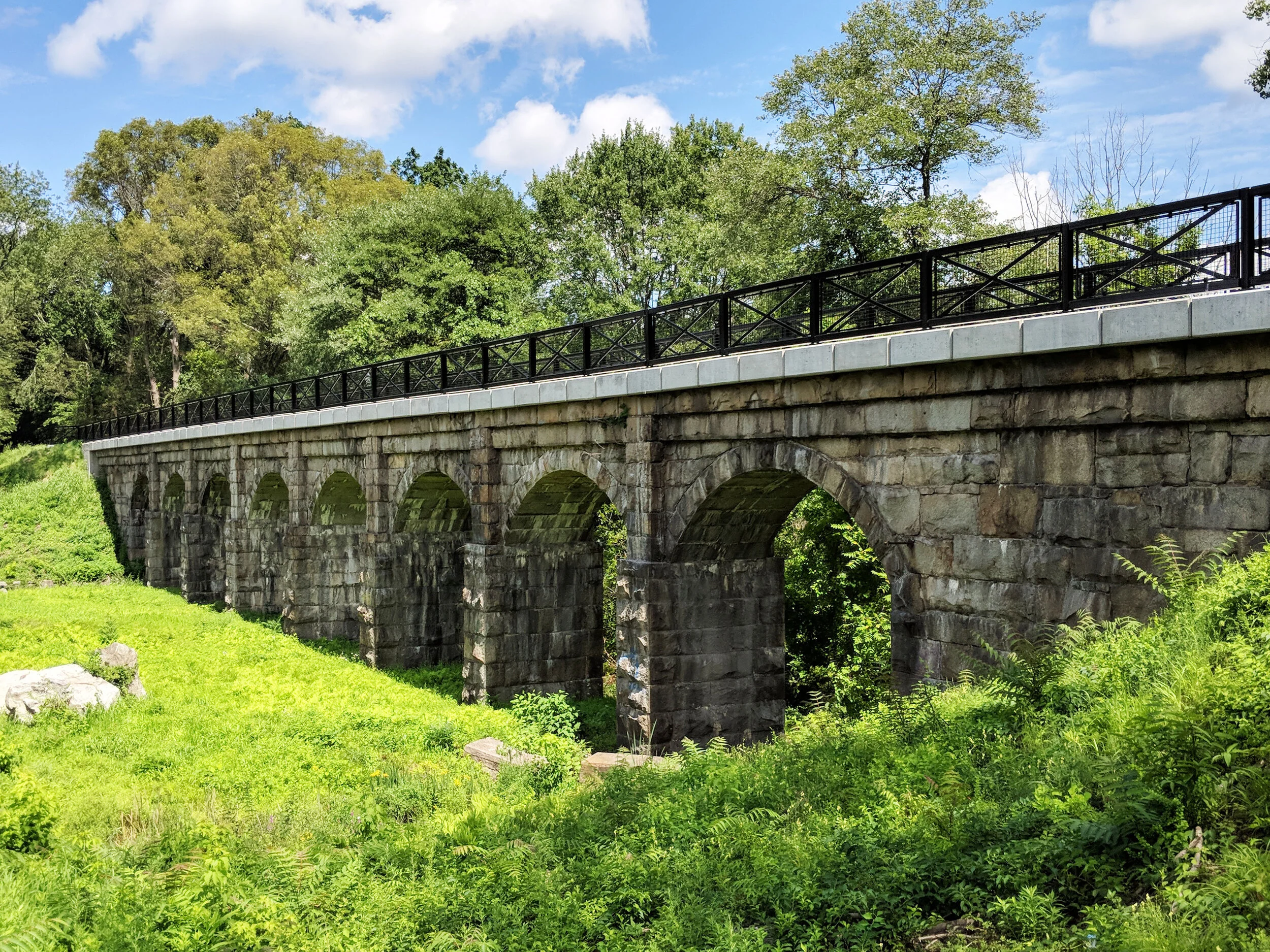 8archbridge_holliston_railtrail.jpg