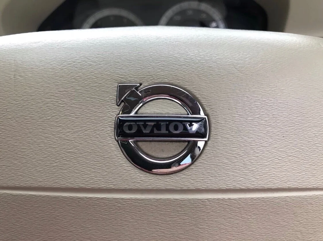 20032018 Replacement BLACK Upgrade Steering Wheel Airbag Badge