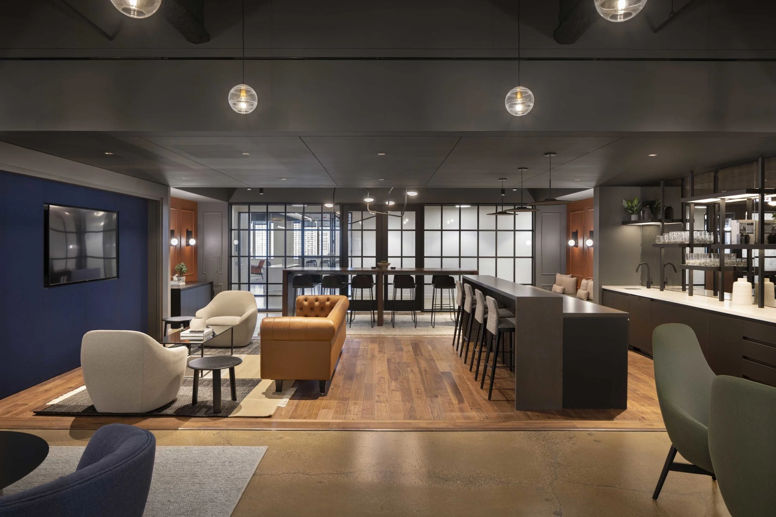 003-MM3_2159-1-no-people-KBS-500-w-madison-chicago-14th-floor-marketing-center-03-08-22-millermiller-architectural-photography-edit-scaled.jpg