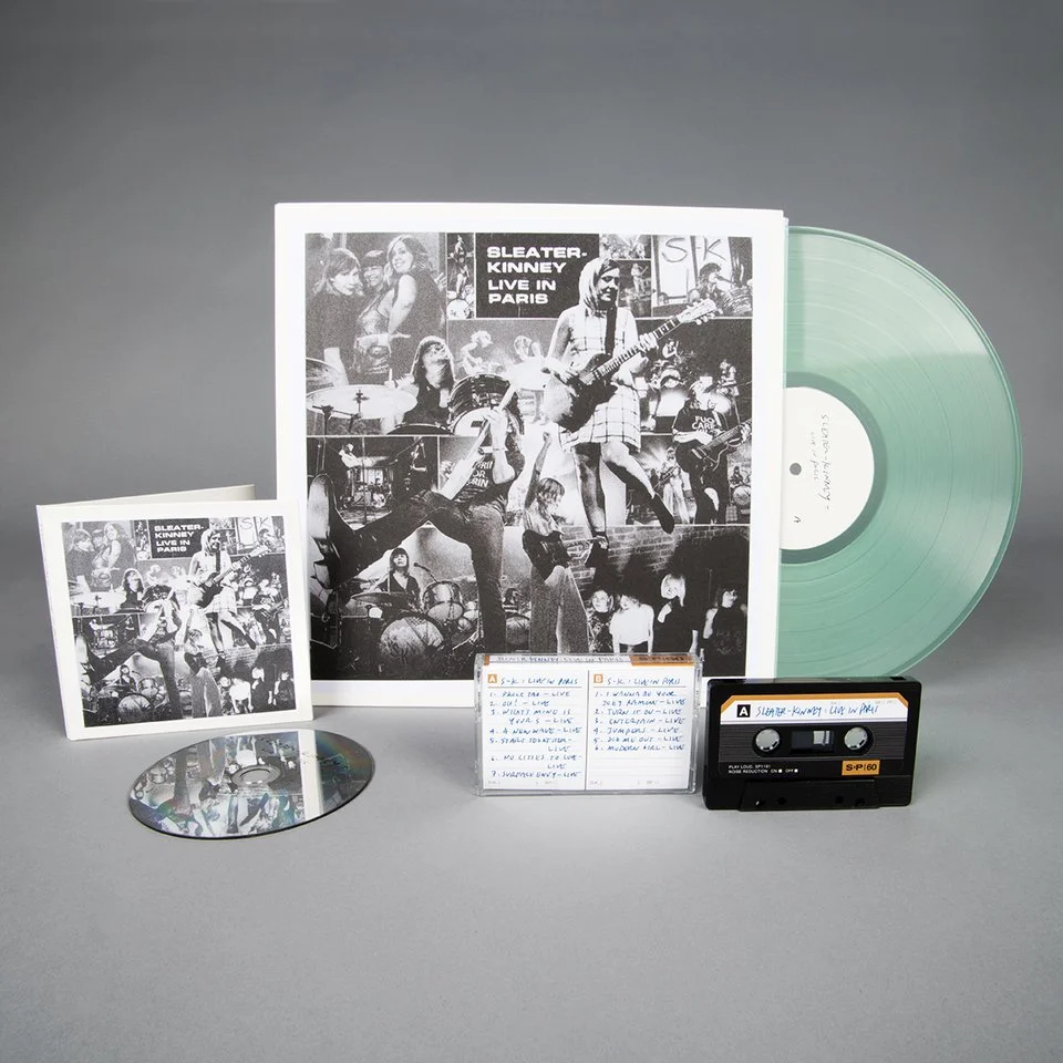 sleaterkinney-liveinparis-allformats-01.jpg