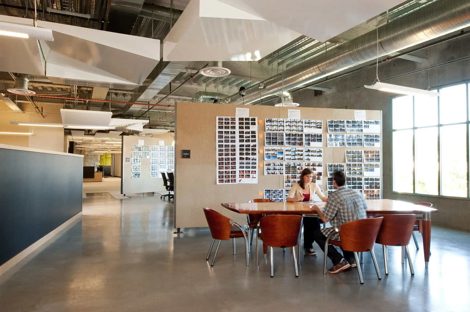 Vitro Ad Agency interior meeting space, interior architectural photography, commercial architecture