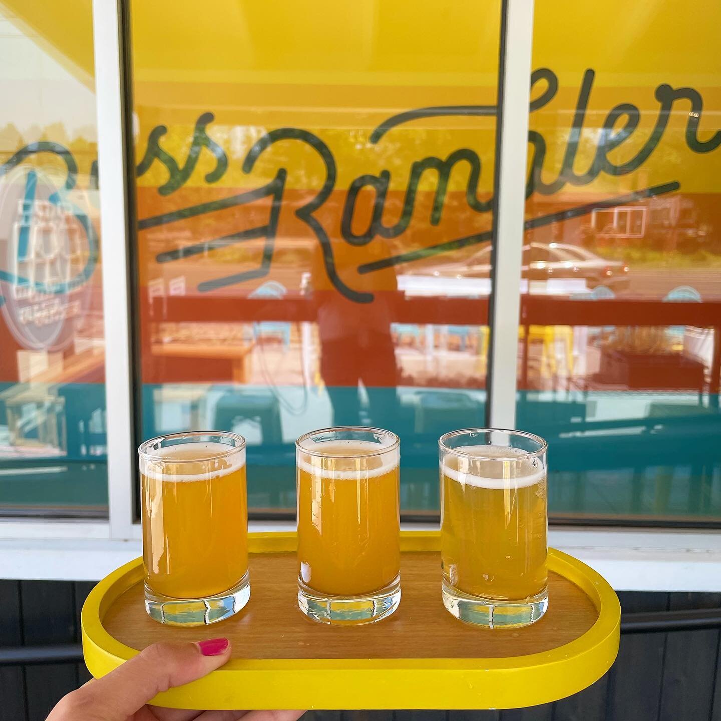 One of the best stops on the Bend Ale Trail was Boss Rambler Beer Club! 🍻 They are housed in an adorable space with a killer patio and they have fantastic beers! 😍 @bossramblerbeerclub was voted top 3 for Best New Brewery from @usatoday and a top n