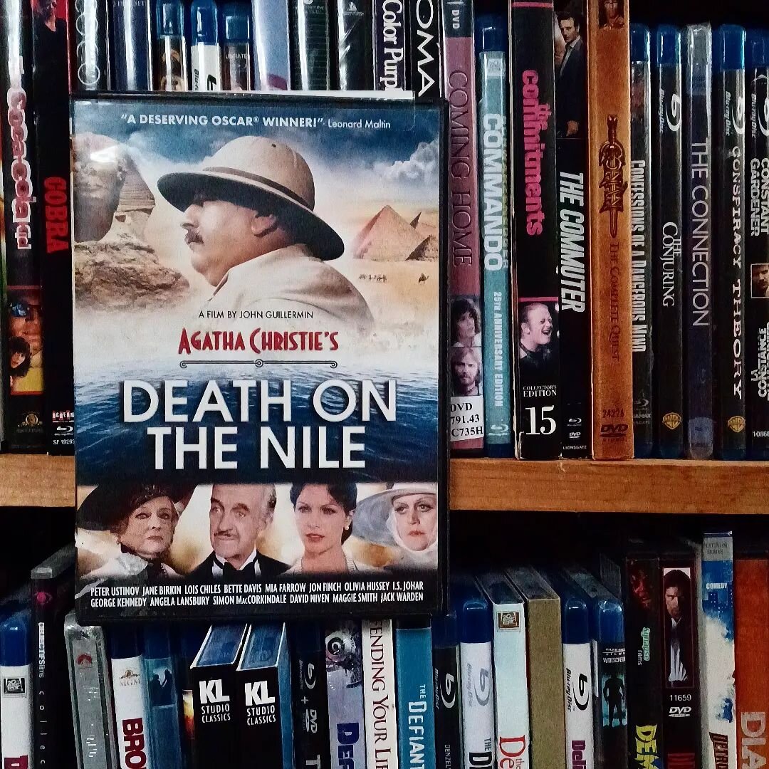 Tonight's Poirot-tastic selection: #DeathOnTheNile #AgathaChristie (1978)

#PeterUstinov
#JaneBirkin #BetteDavis #MiaFarrow #JonFinch #OliviaHussey #GeorgeKennedy #AngelaLansbury #DavidNivin #MaggieSmith #JackWarden 

#directed by #JohnGuillermin

 #