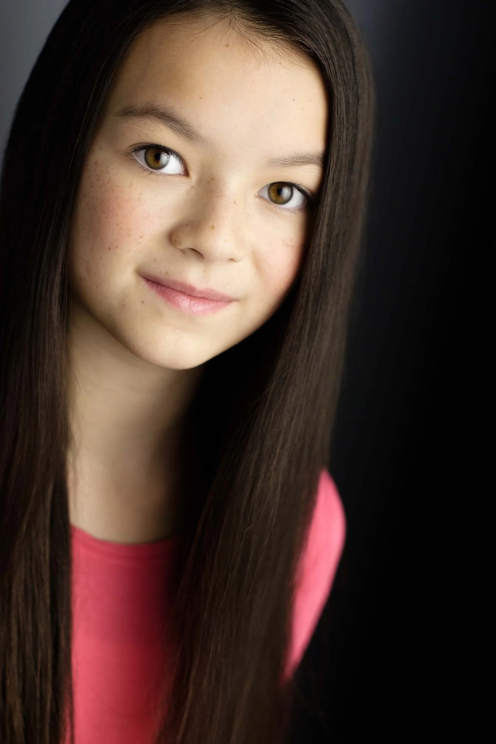 Thailey Roberge 2019 photographed with a first generation Minolta MC 58mm f1.2 lens adapted for use on a Fuji XE2s.