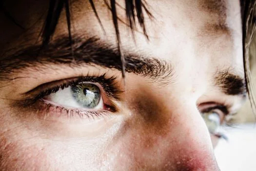 colored contacts risks