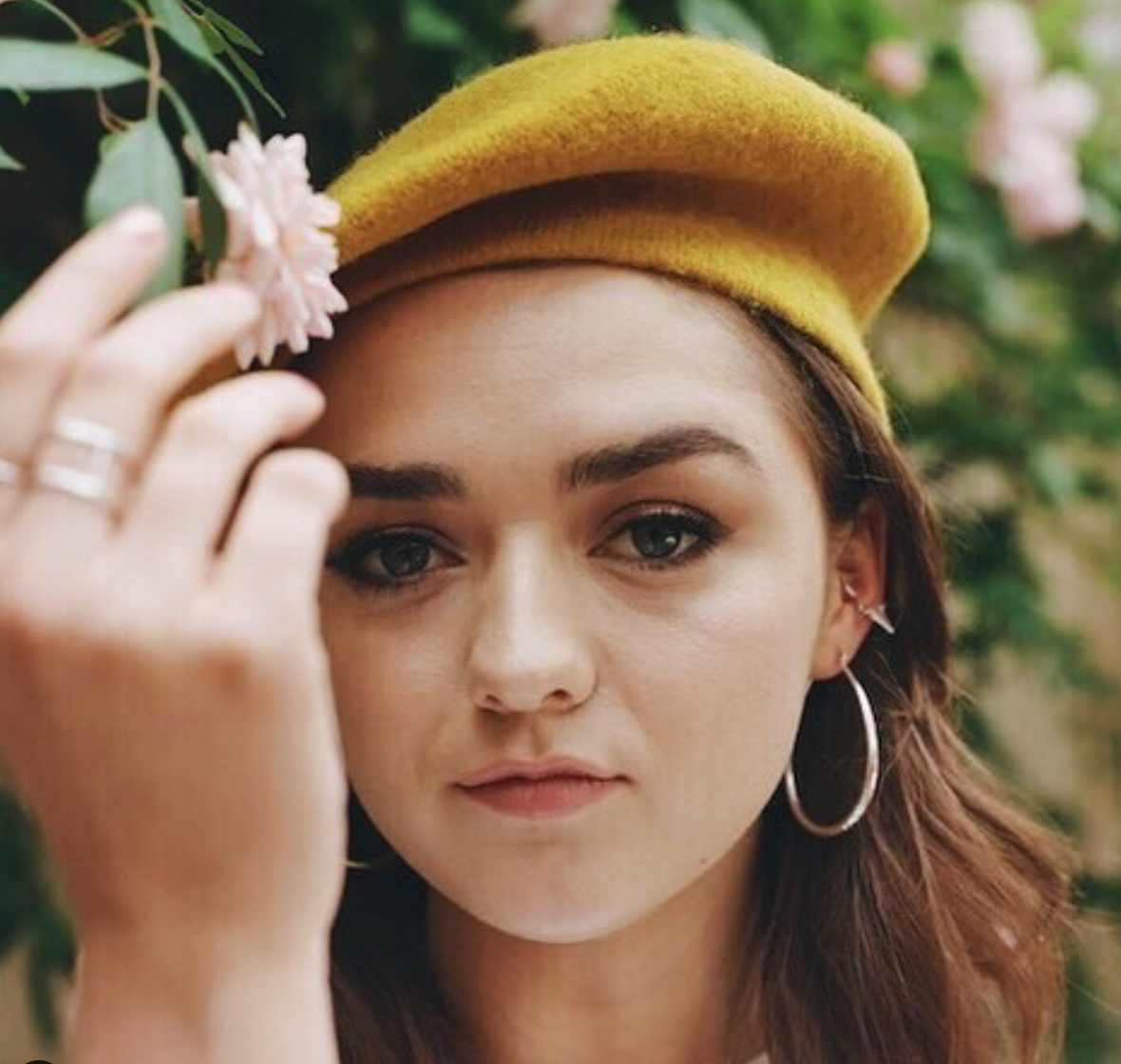 Maisie Williams wearing Tada & Toy’s Star Cuff & Basic Falls Ring