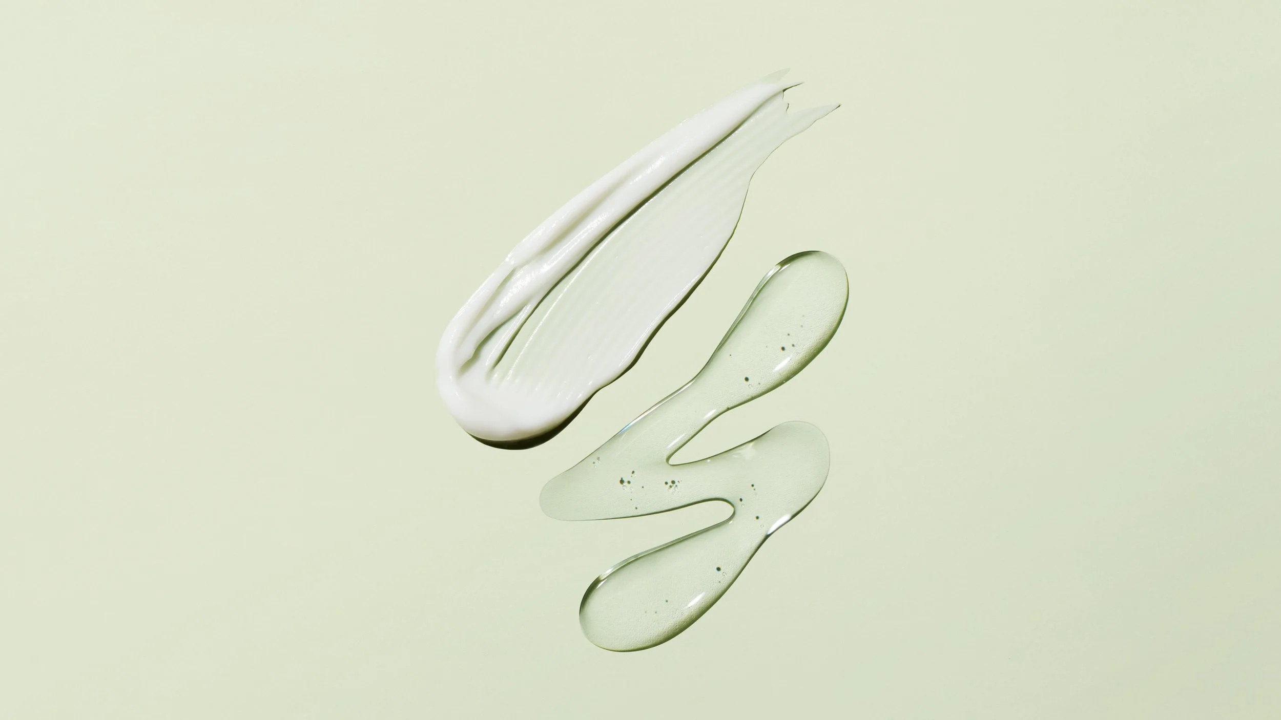 SERUM_MOISTURIZER TEXTURES TOGETHER_0444_ALT_b.jpg