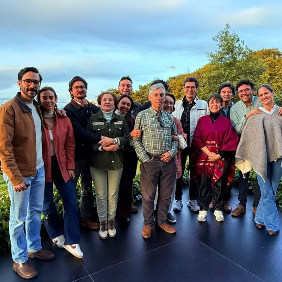 Navidad con los Cepeda Cediel. 💛🎄🕯️🎶