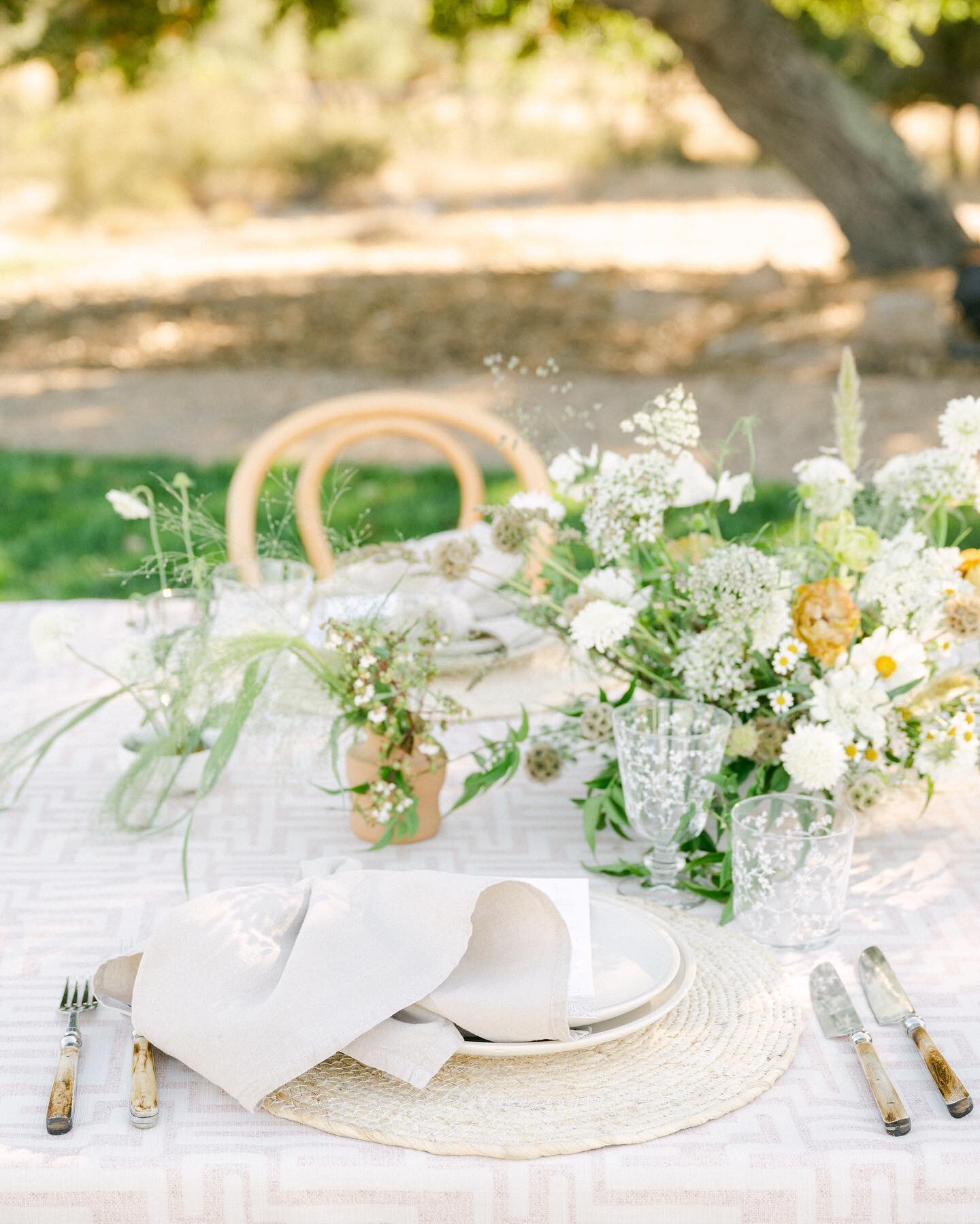 Loving the feel of the table details at G&amp;J&rsquo;s wedding with @wild_heart_events