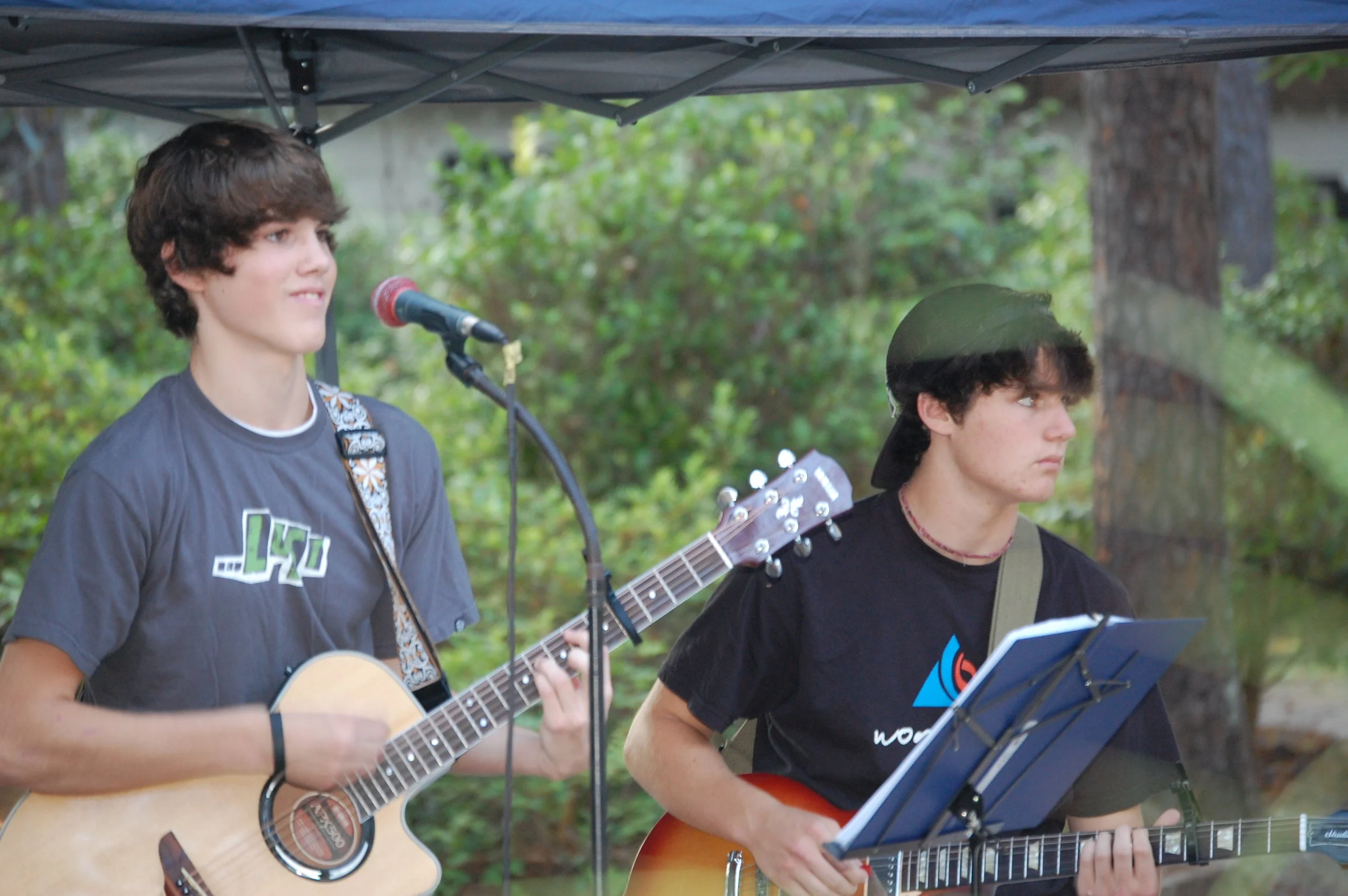 Bryson's first concert in Pawley's Island June 2009.jpg